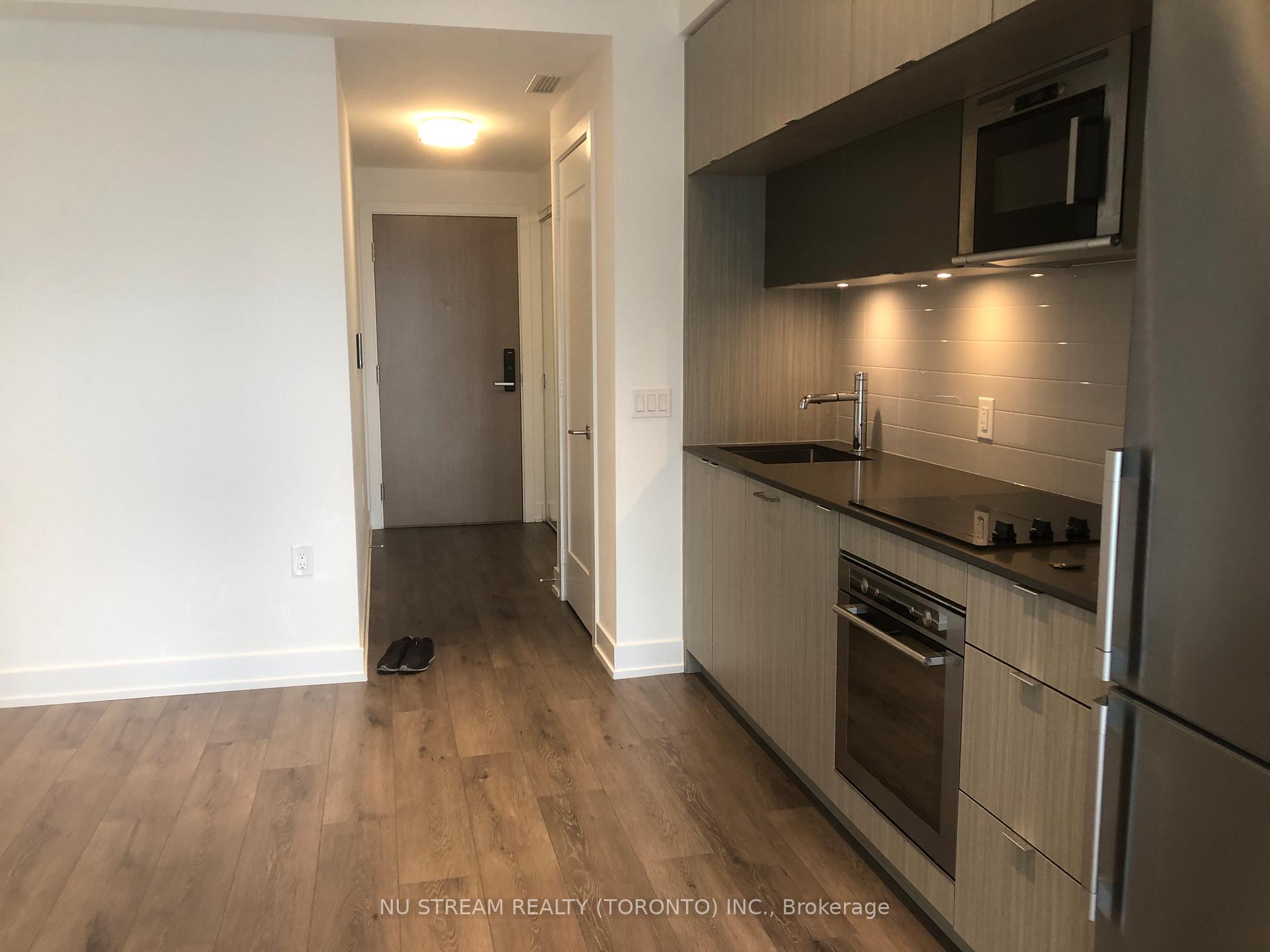 Photo 3 of Unit 2511, 575 Bloor Street E, Toronto, North St. James Town — HOMEH