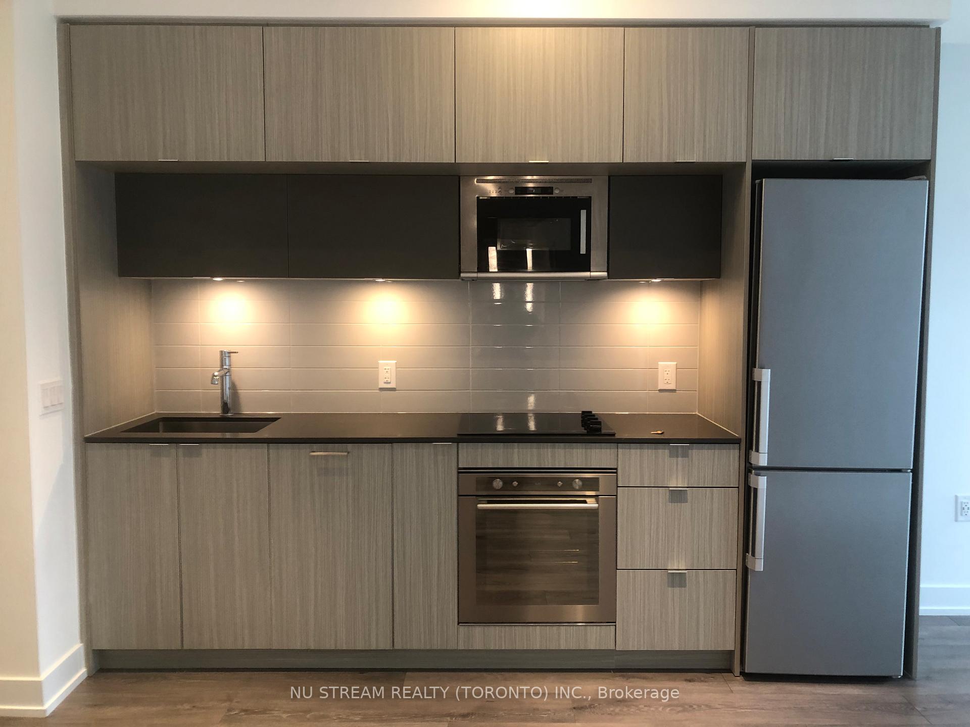 Photo 4 of Unit 2511, 575 Bloor Street E, Toronto, North St. James Town — HOMEH