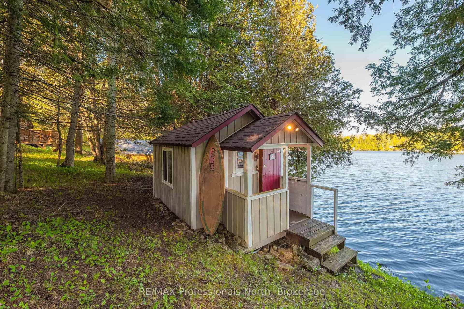 Photo 27 of 1484 Bat Lake Road, Minden Hills, Snowdon — HOMEH