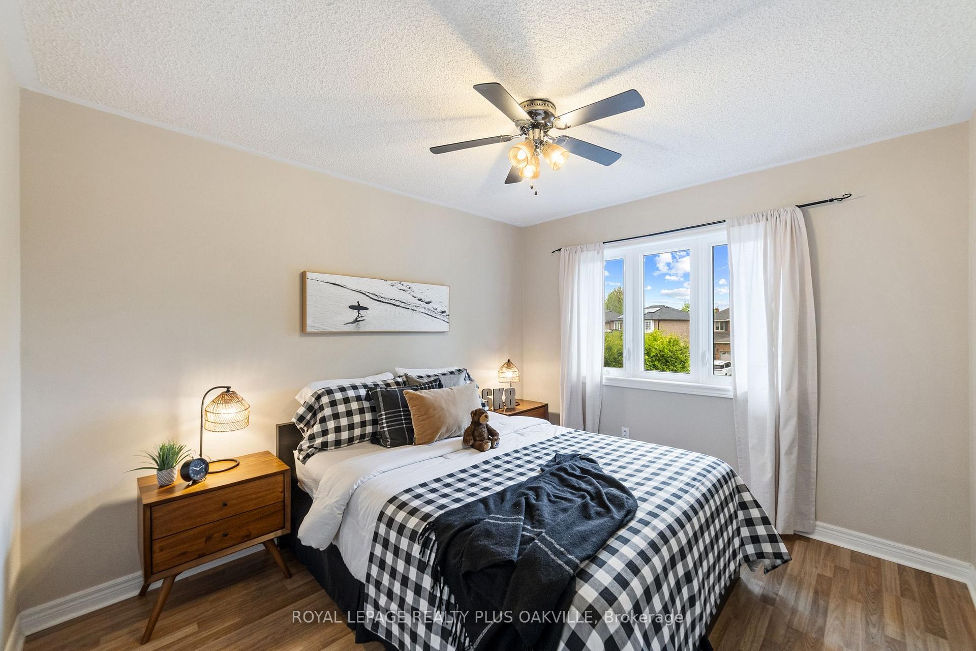 Photo 26 of 42 Fellowes Crescent, Hamilton, Waterdown — HOMEH