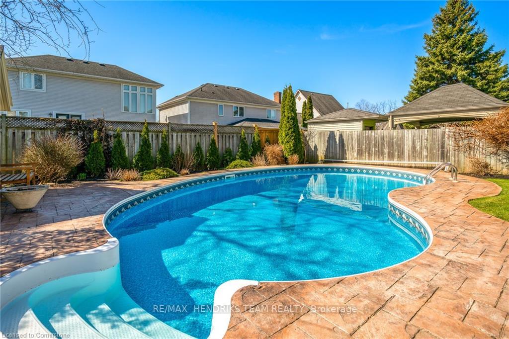 Photo 62 of 6 Countryside Drive, St. Catharines, Grapeview — HOMEH