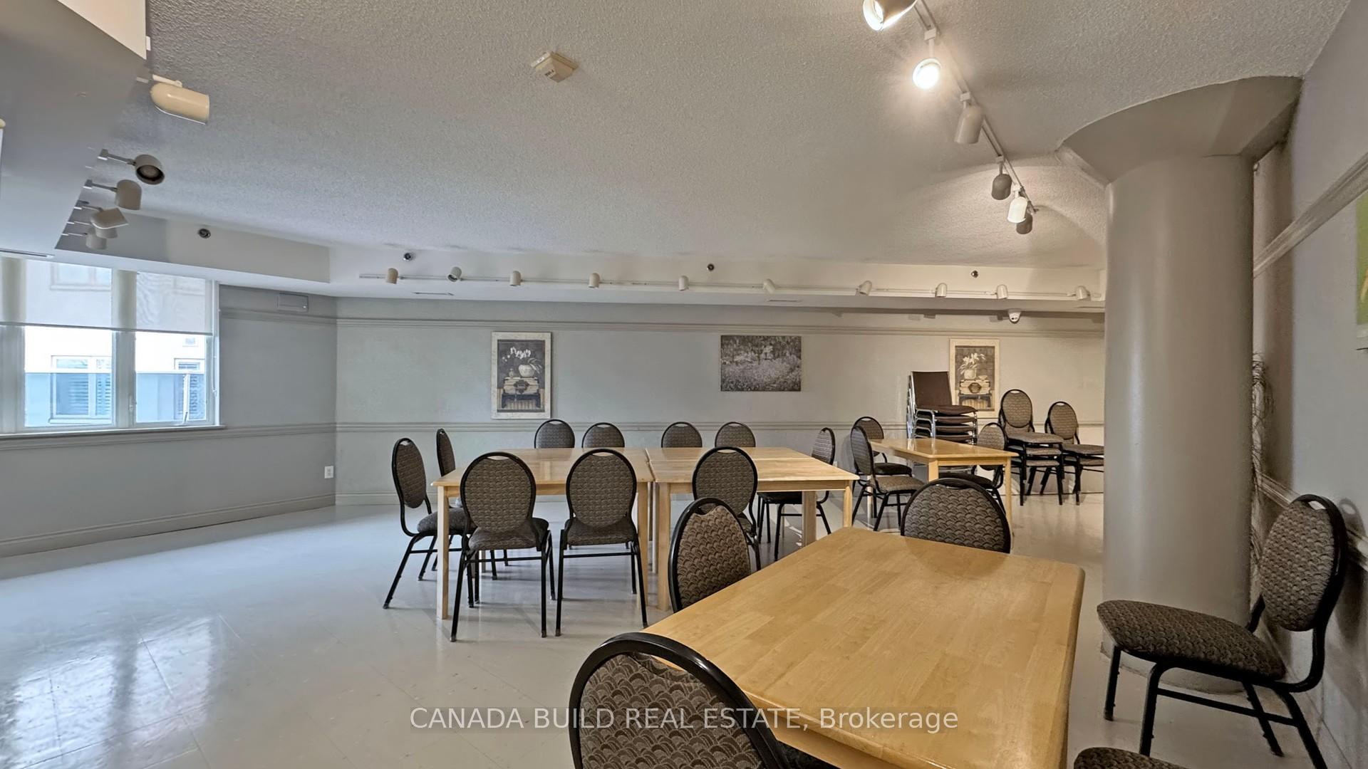 Photo 80 of Unit 906, 10 Dayspring Circle, Brampton, Goreway Drive Corridor — HOMEH