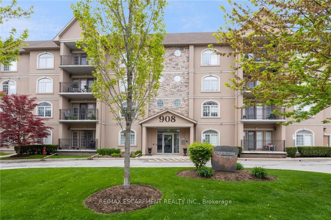 Photo 3 of Unit 107, 908 Mohawk Road E, Hamilton, Huntington — HOMEH