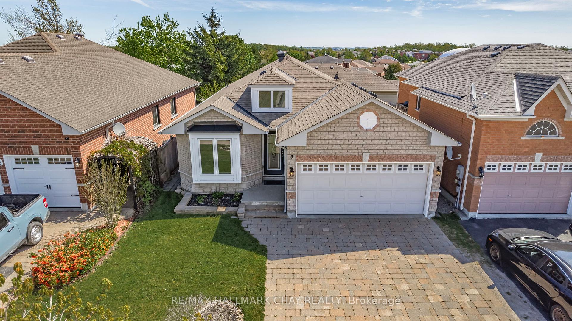 Photo 1 of 3 Duval Drive, Barrie, East Bayfield — HOMEH