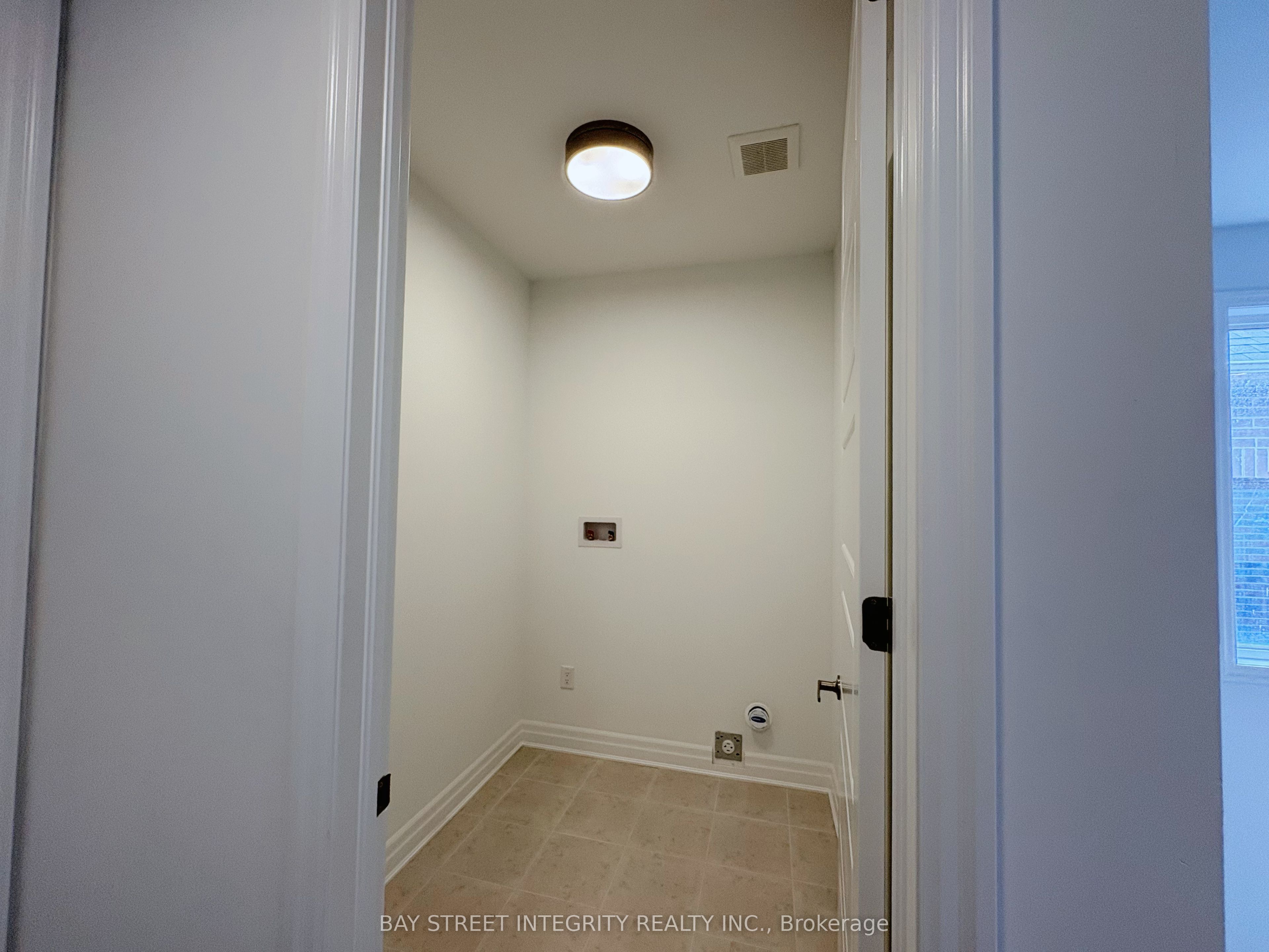 Photo 21 of 6 Spring Oak Crescent S, Markham, Victoria Square — HOMEH