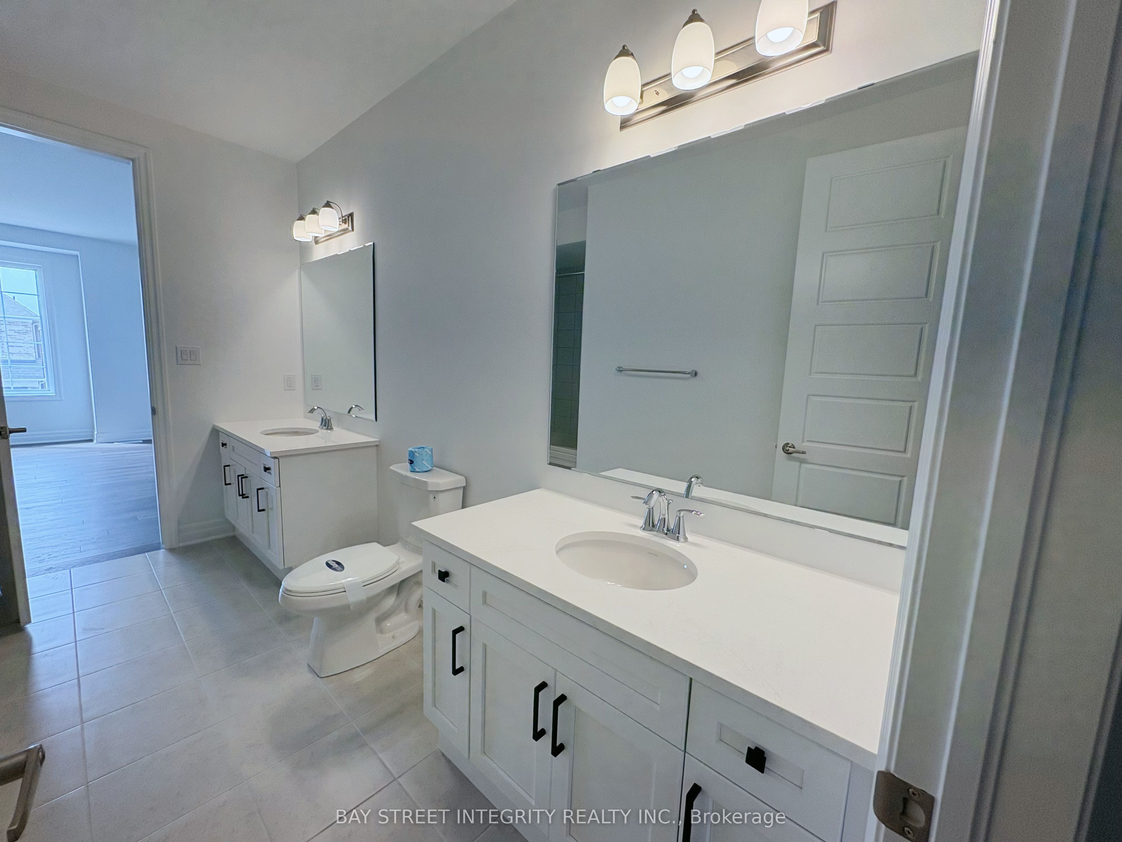 Photo 32 of 6 Spring Oak Crescent S, Markham, Victoria Square — HOMEH