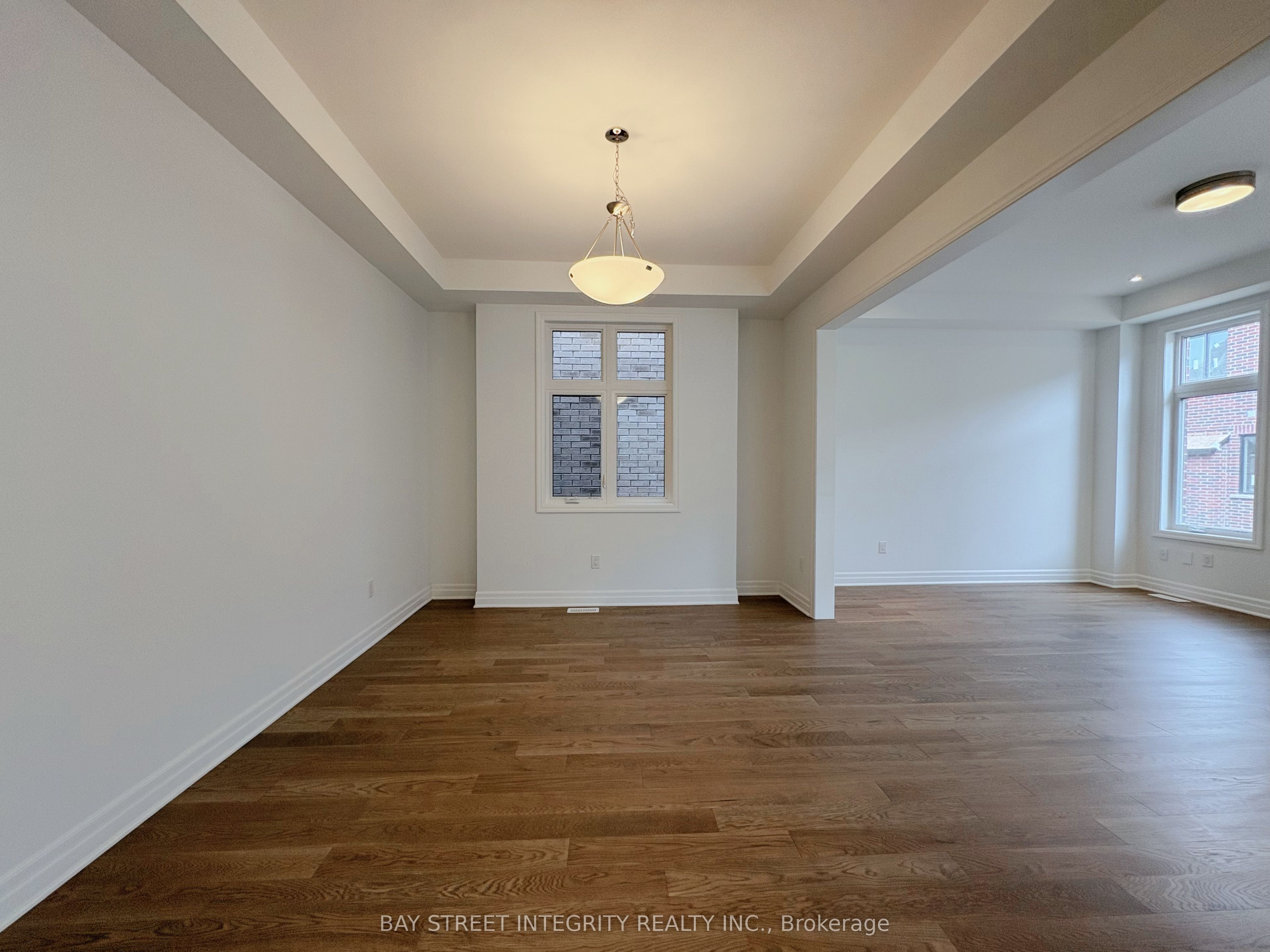 Photo 12 of 6 Spring Oak Crescent S, Markham, Victoria Square — HOMEH