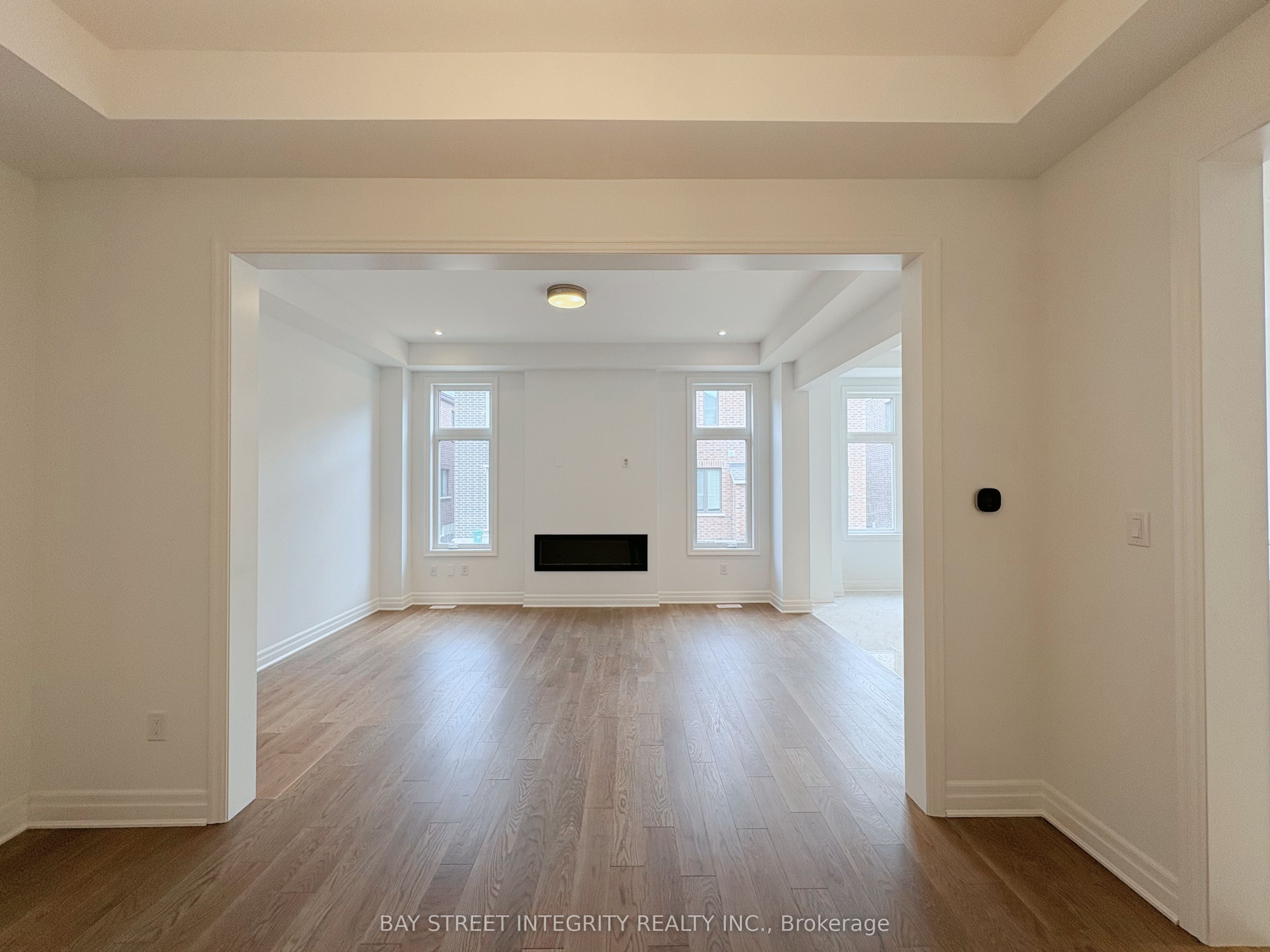 Photo 11 of 6 Spring Oak Crescent S, Markham, Victoria Square — HOMEH