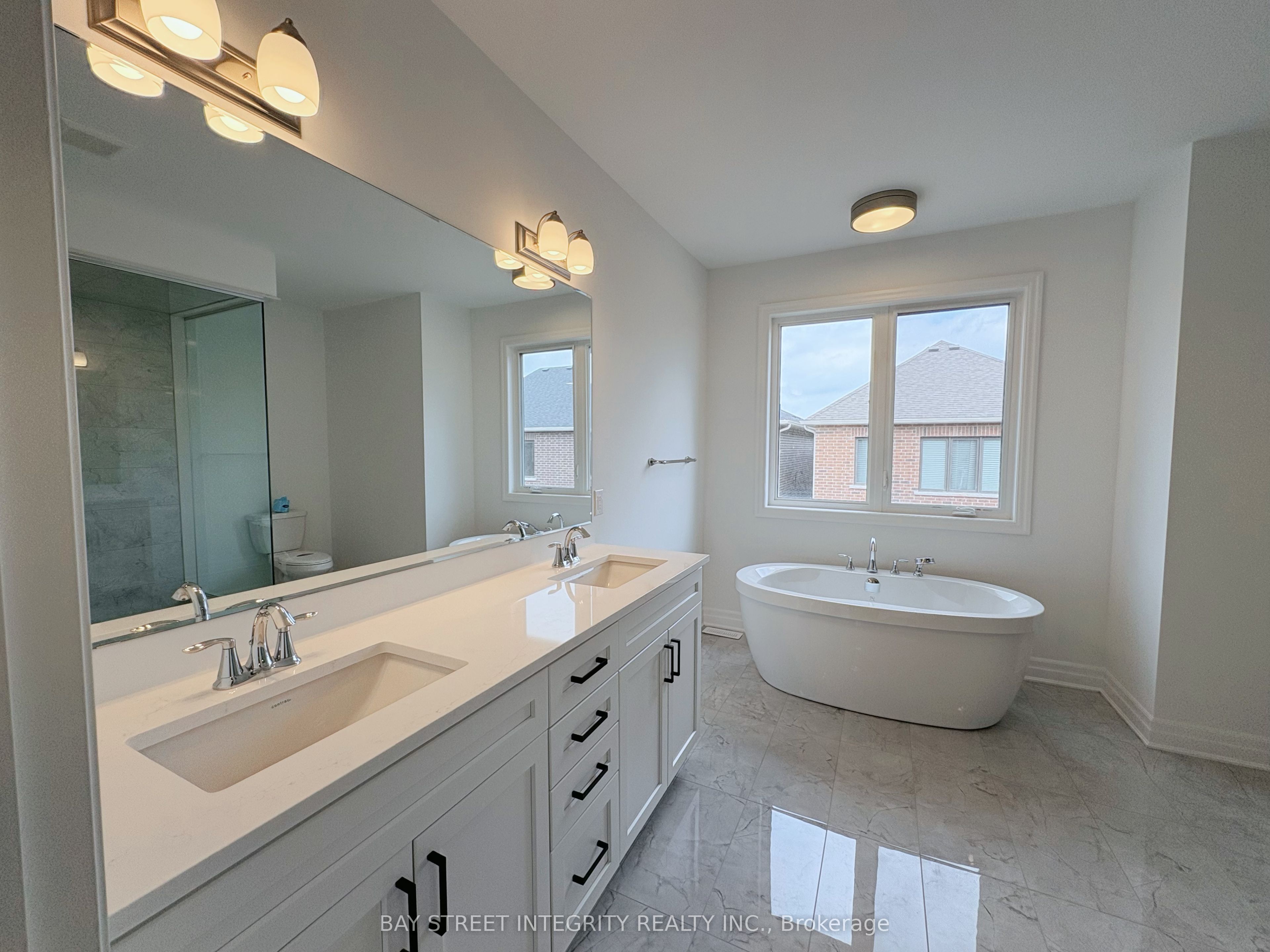 Photo 25 of 6 Spring Oak Crescent S, Markham, Victoria Square — HOMEH
