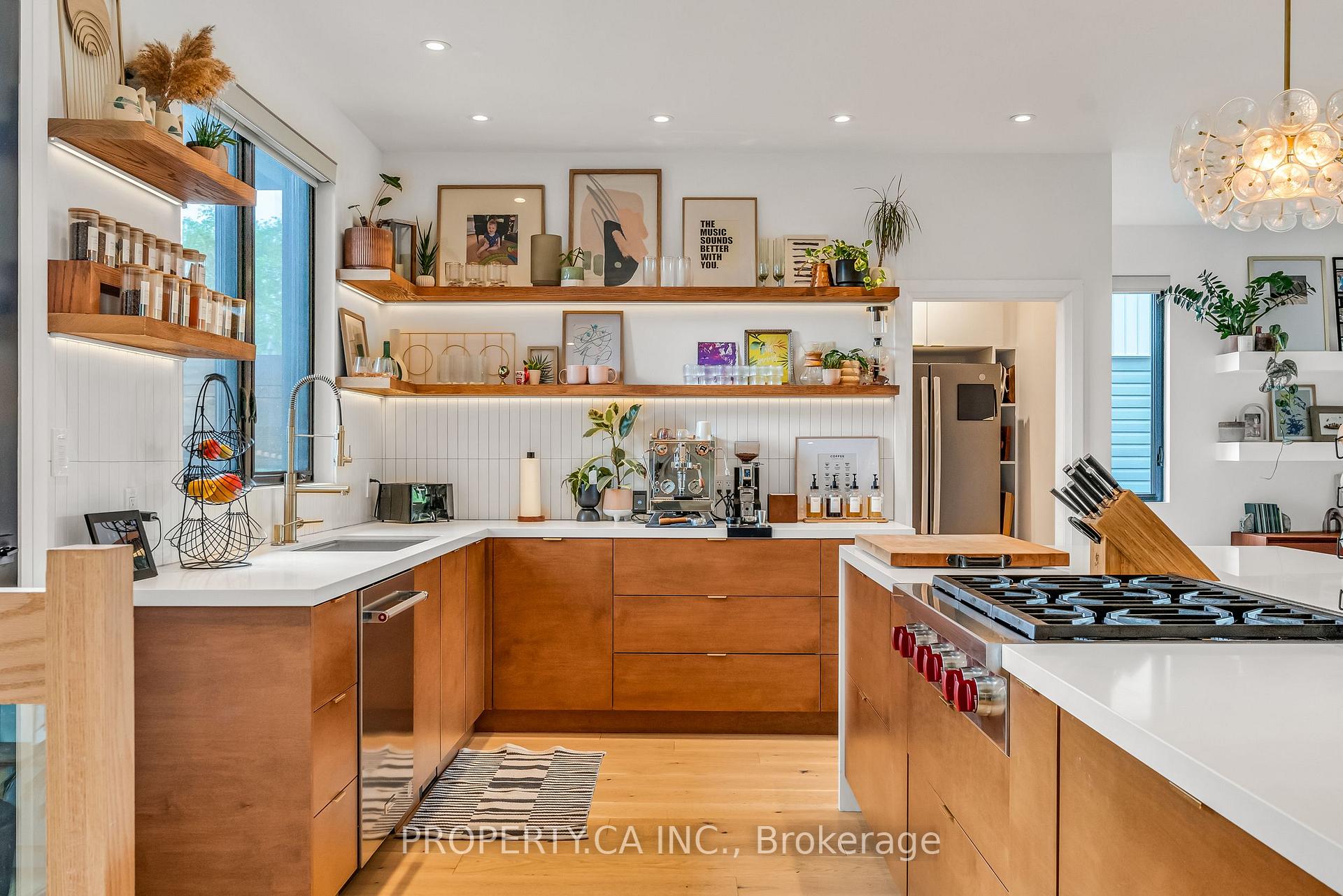 Photo 8 of 1329 Broadview Street, Pickering, Bay Ridges — HOMEH