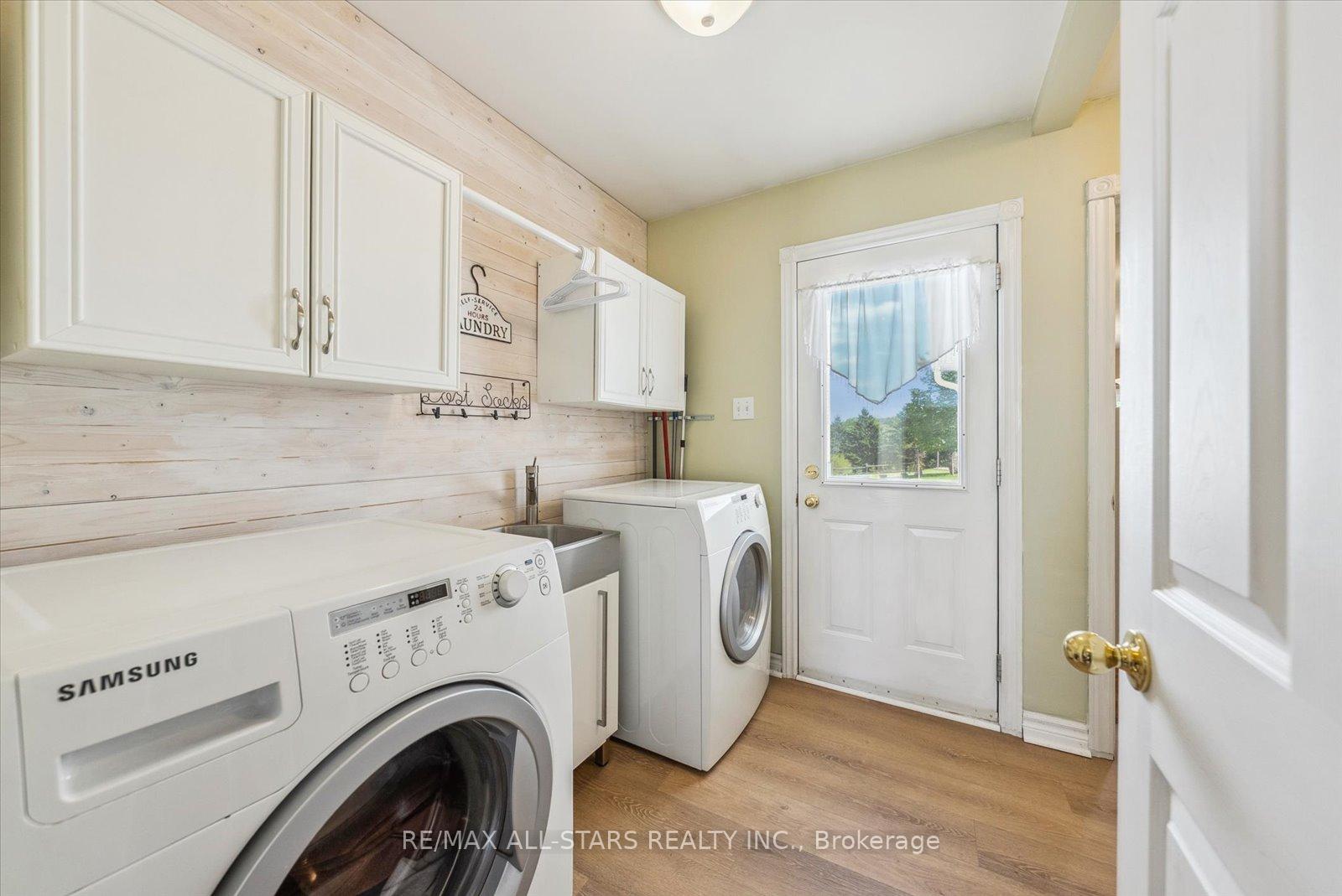 Photo 38 of 54 Marlow Circle, Springwater, Hillsdale — HOMEH