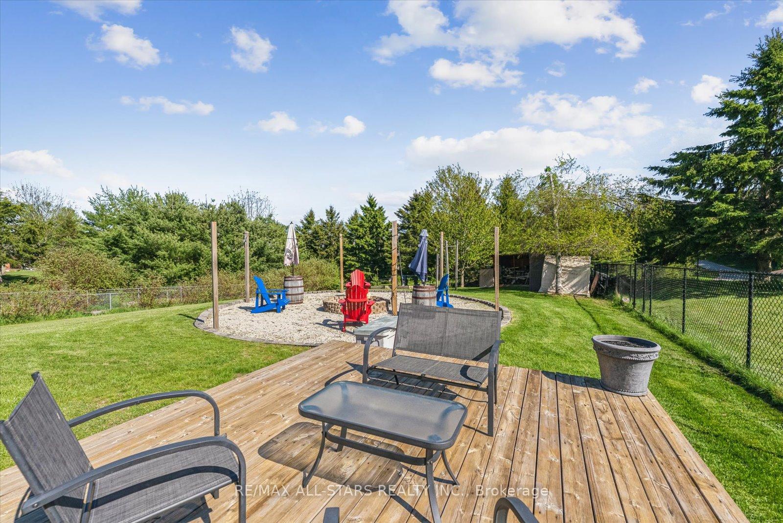 Photo 41 of 54 Marlow Circle, Springwater, Hillsdale — HOMEH