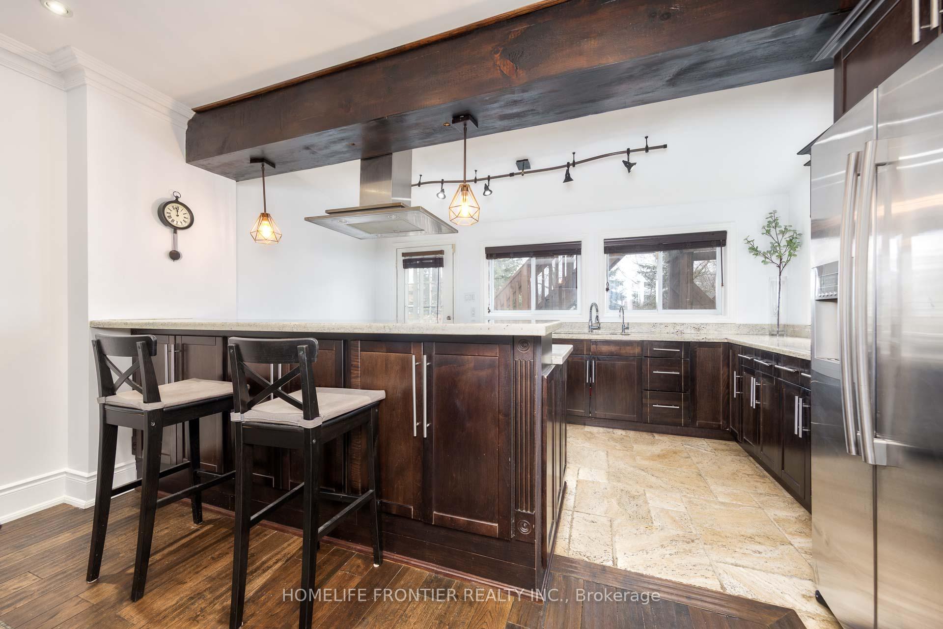 Photo 6 of 302 Roselawn Avenue, Toronto, Lawrence Park South — HOMEH