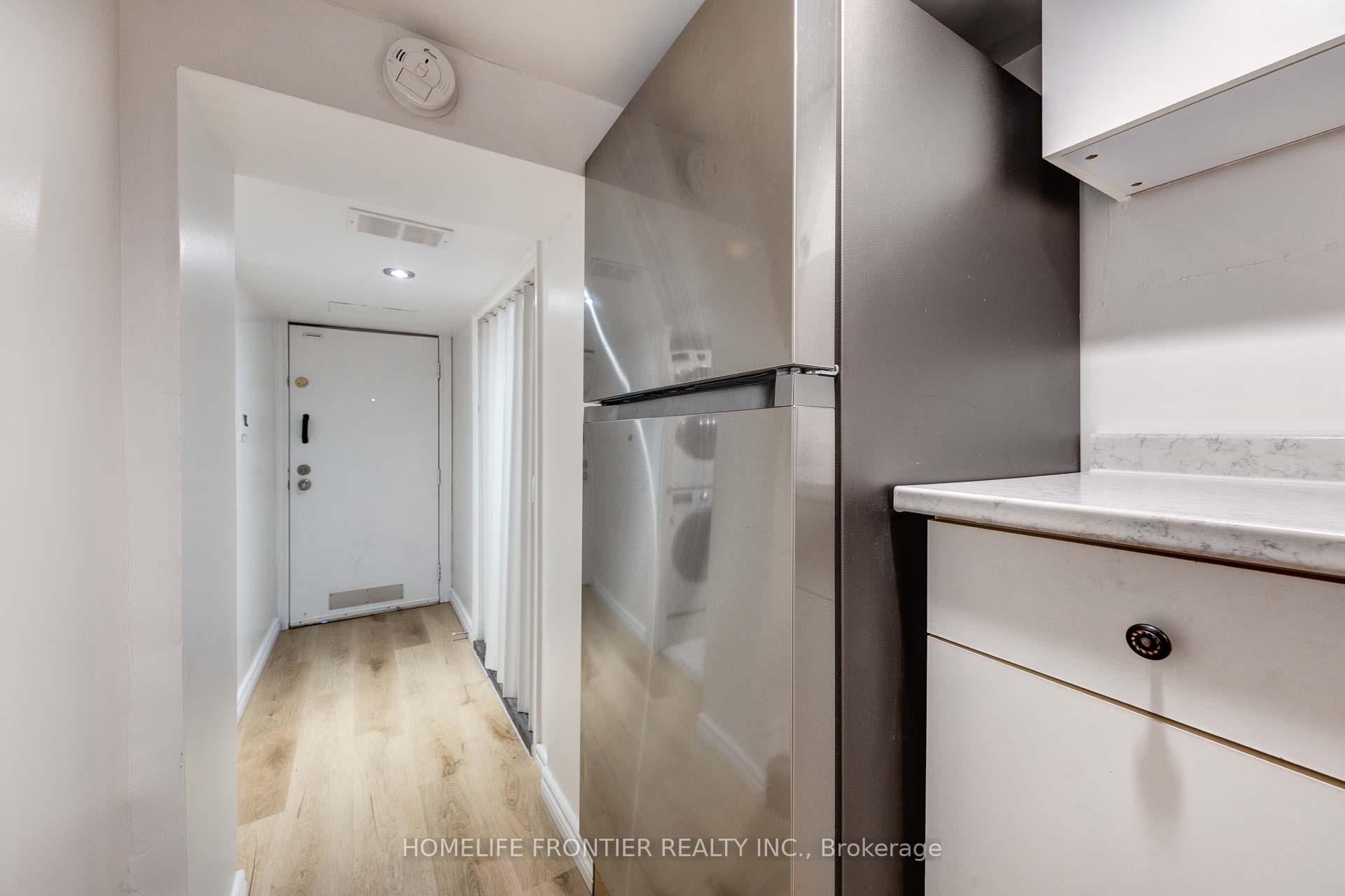 Photo 18 of 302 Roselawn Avenue, Toronto, Lawrence Park South — HOMEH