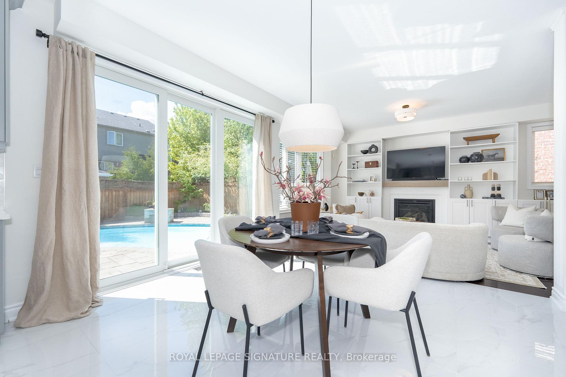 Photo 32 of 2355 Pilgrim Square, Oshawa, Windfields — HOMEH