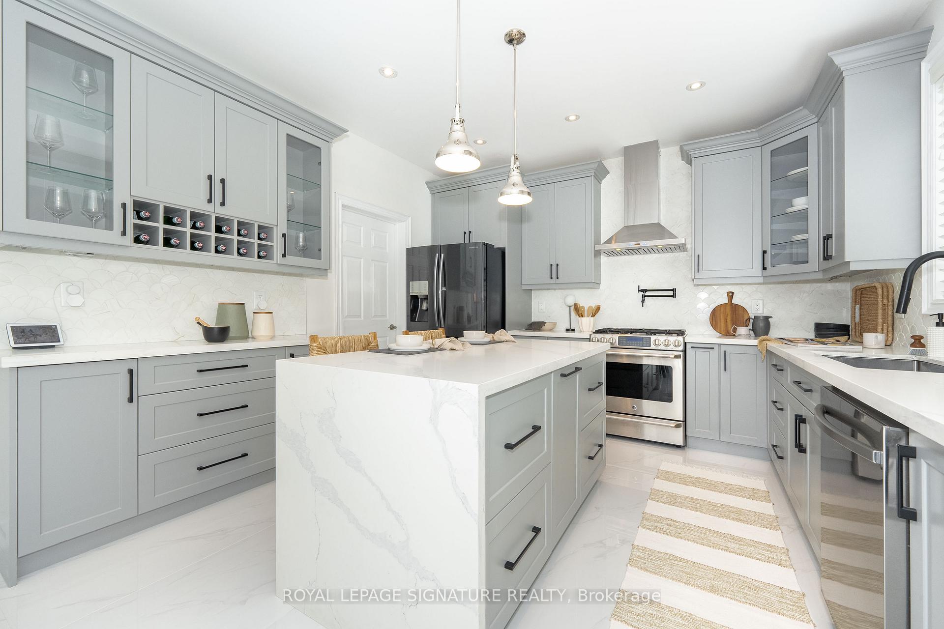Photo 33 of 2355 Pilgrim Square, Oshawa, Windfields — HOMEH