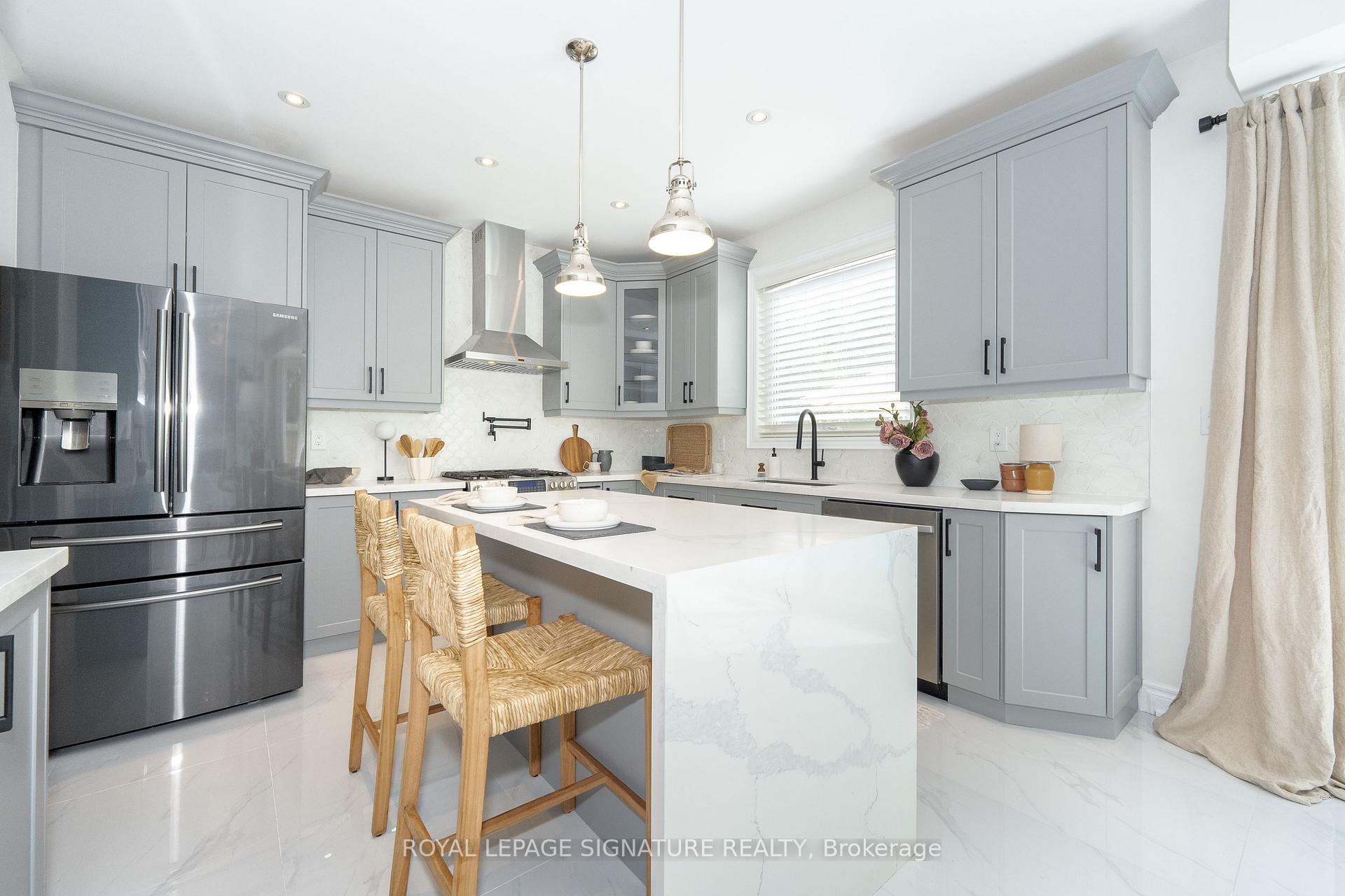 Photo 36 of 2355 Pilgrim Square, Oshawa, Windfields — HOMEH