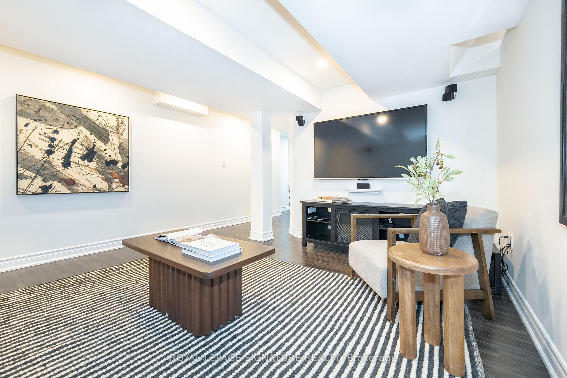 Photo 49 of 2355 Pilgrim Square, Oshawa, Windfields — HOMEH