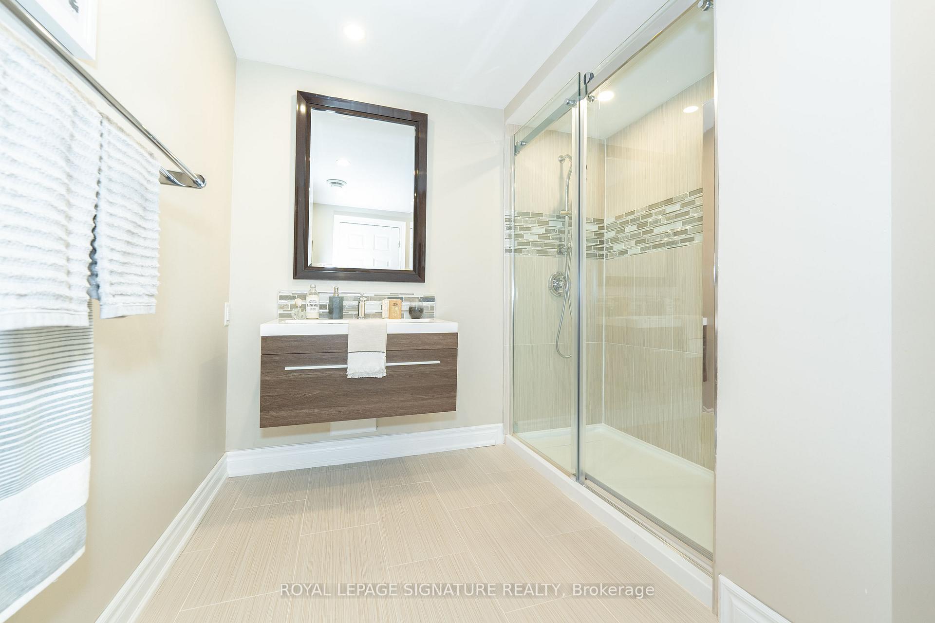 Photo 50 of 2355 Pilgrim Square, Oshawa, Windfields — HOMEH