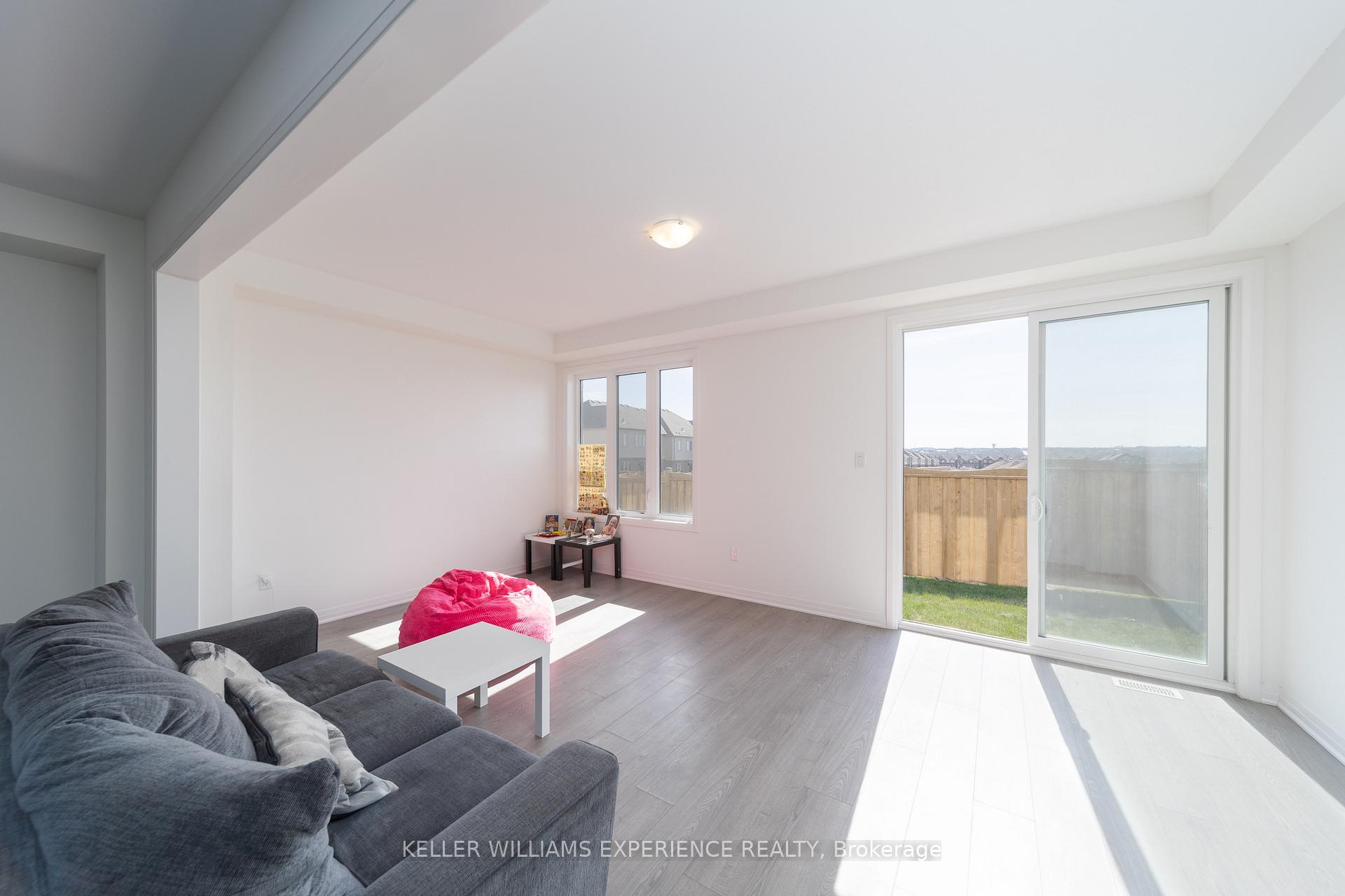 Photo 29 of 55 Kirkwood Way, Barrie, Rural Barrie Southeast — HOMEH