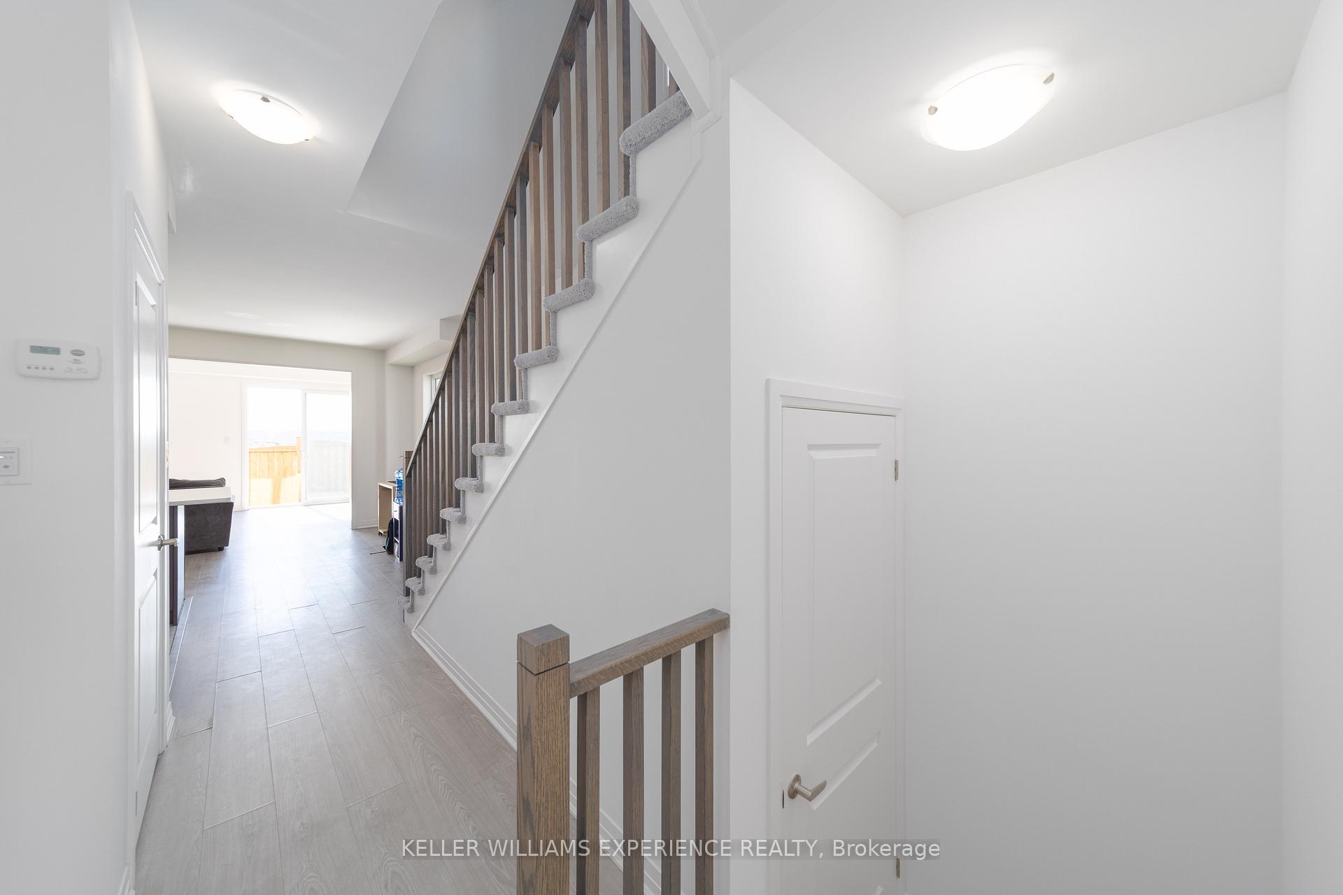 Photo 6 of 55 Kirkwood Way, Barrie, Rural Barrie Southeast — HOMEH