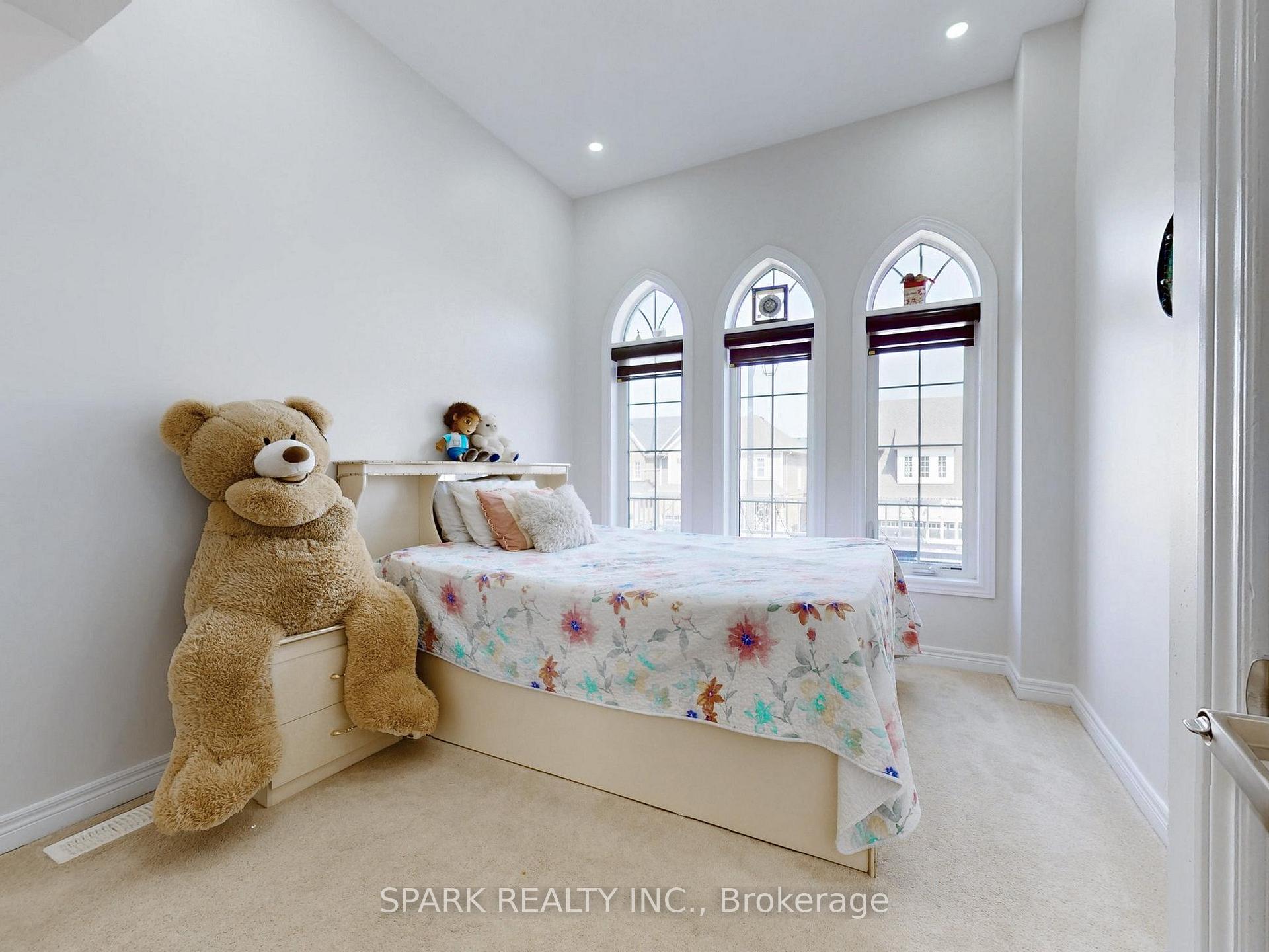 Photo 27 of 40 Mullholland Avenue, Cambridge, Preston Heights — HOMEH