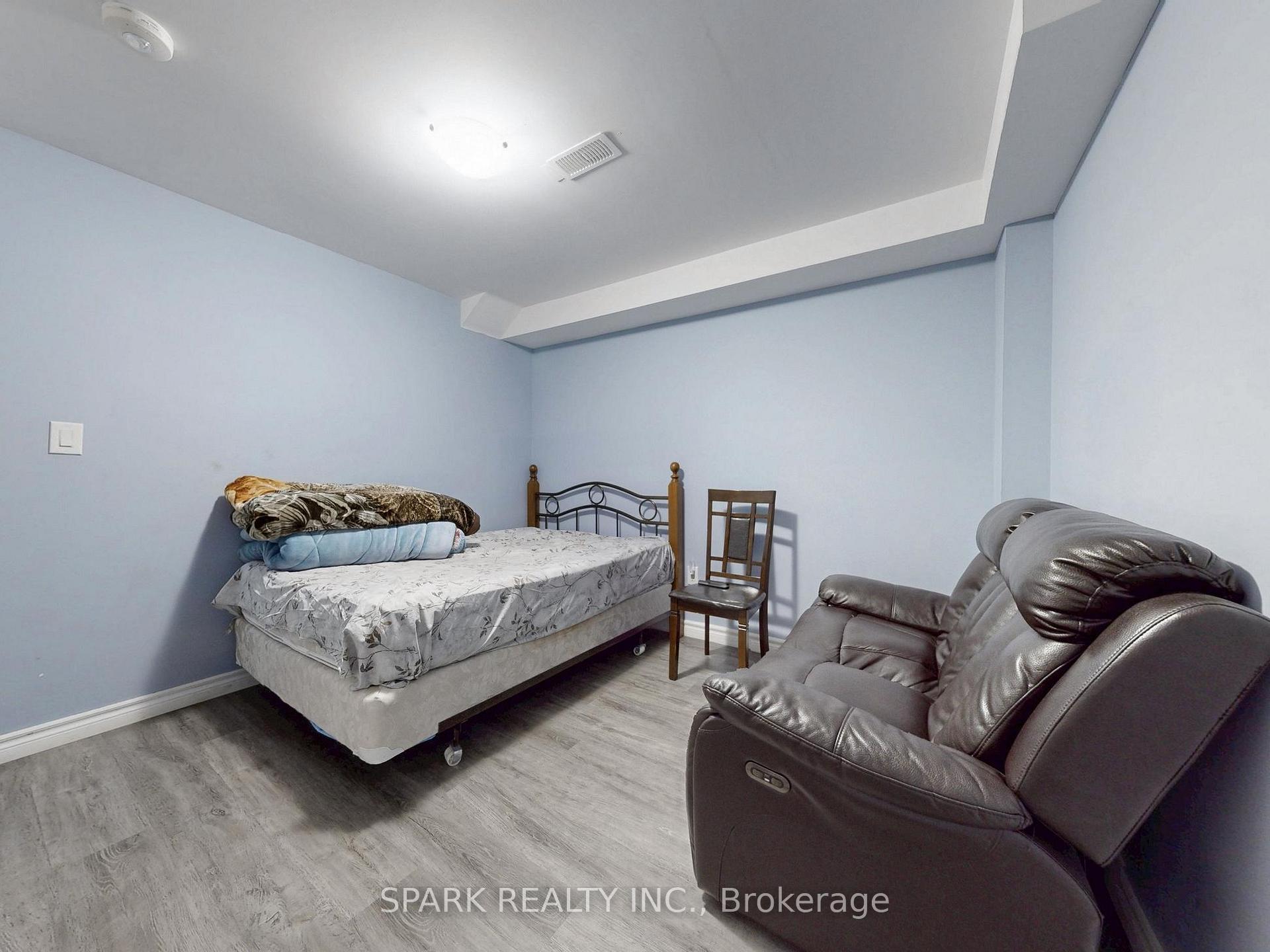 Photo 42 of 40 Mullholland Avenue, Cambridge, Preston Heights — HOMEH
