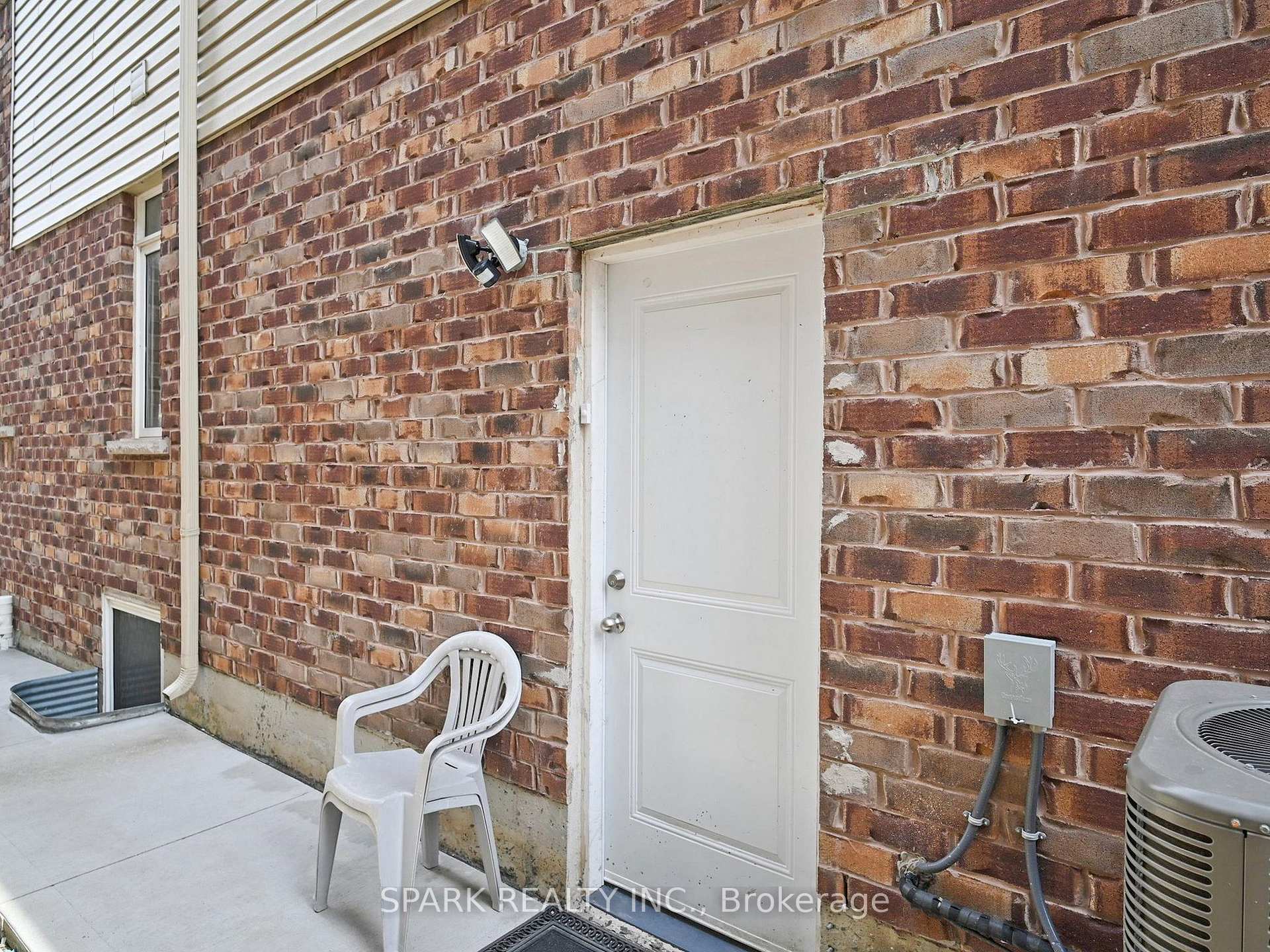 Photo 48 of 40 Mullholland Avenue, Cambridge, Preston Heights — HOMEH