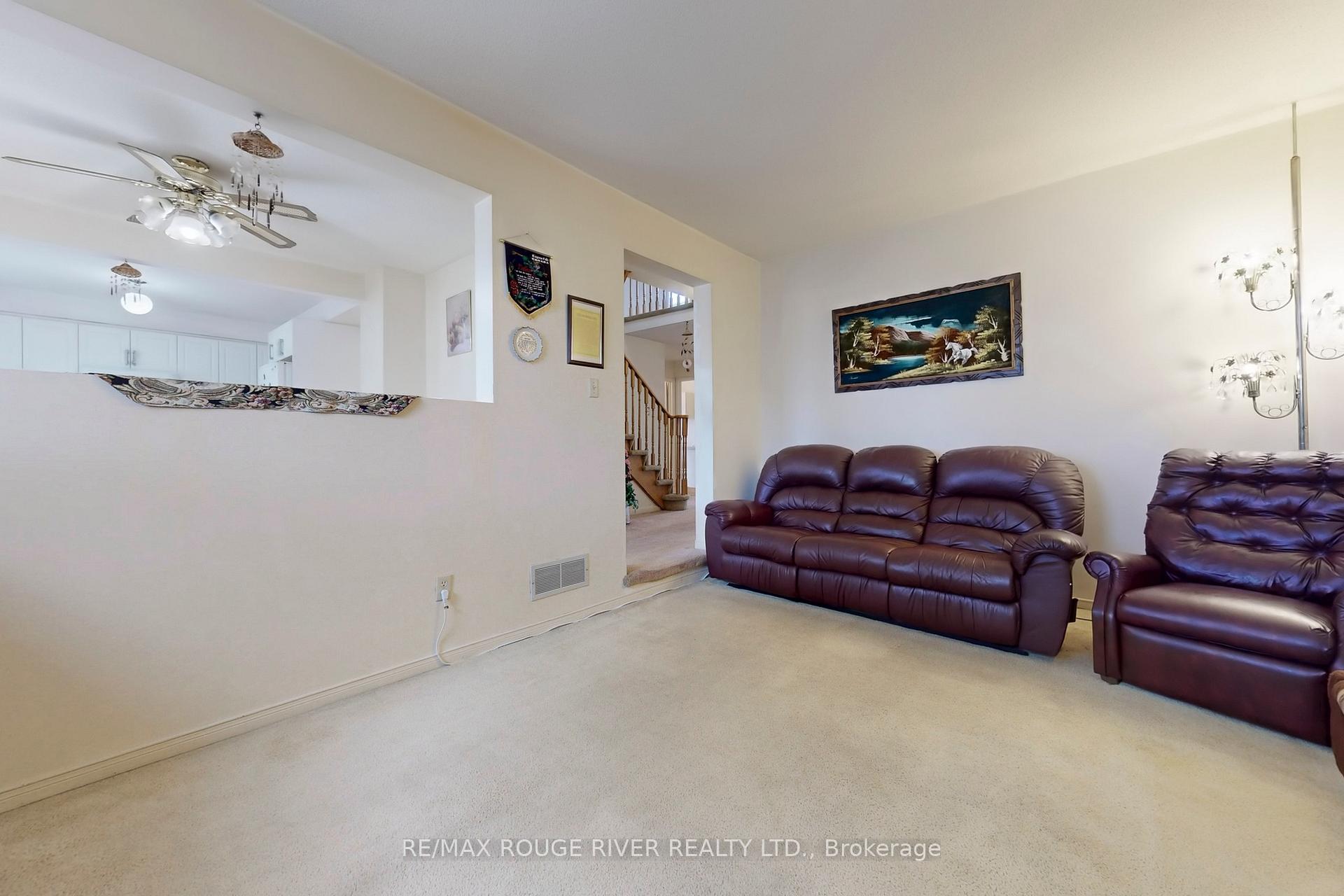 Photo 13 of 936 Rambleberry Avenue, Pickering, Liverpool — HOMEH