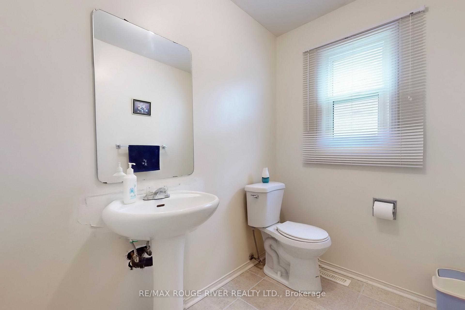 Photo 19 of 936 Rambleberry Avenue, Pickering, Liverpool — HOMEH