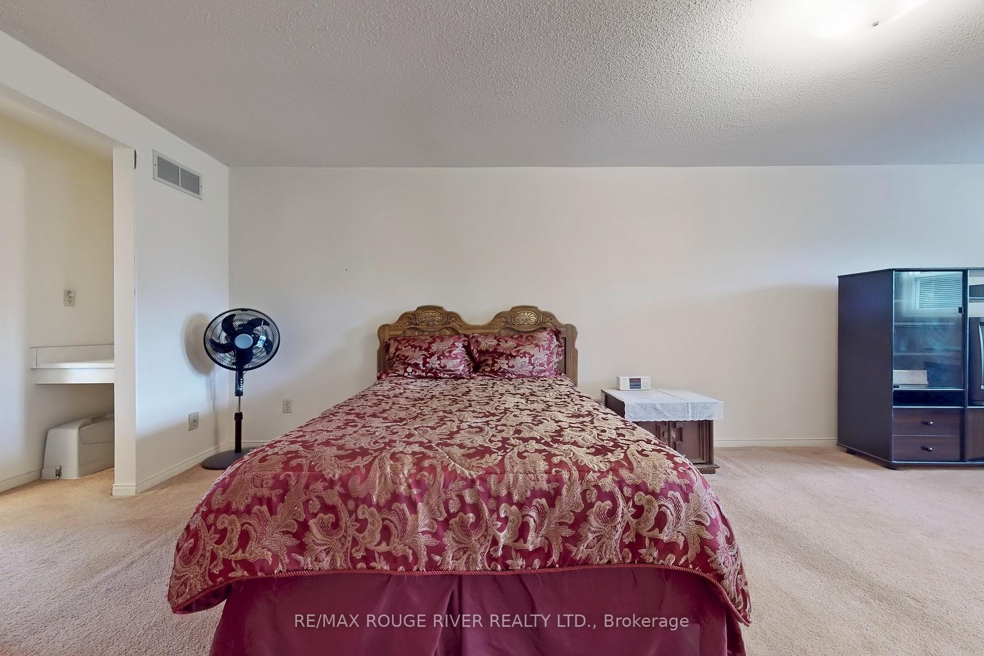 Photo 22 of 936 Rambleberry Avenue, Pickering, Liverpool — HOMEH