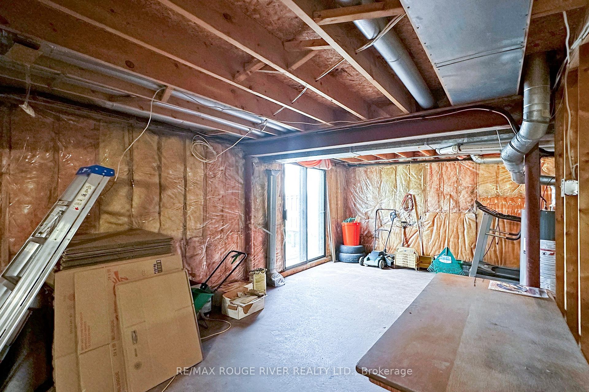 Photo 36 of 936 Rambleberry Avenue, Pickering, Liverpool — HOMEH