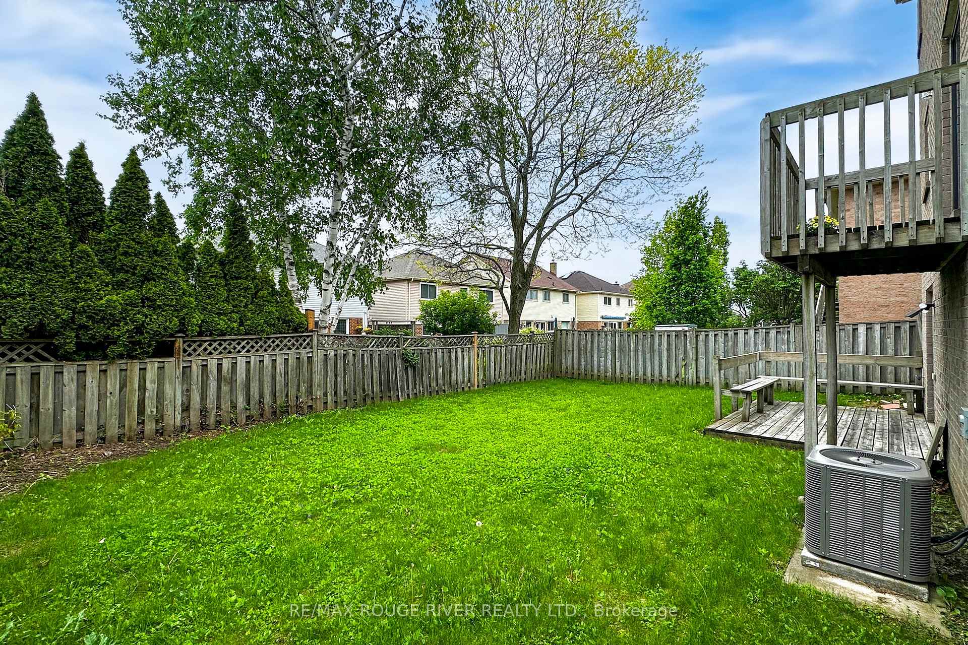 Photo 40 of 936 Rambleberry Avenue, Pickering, Liverpool — HOMEH