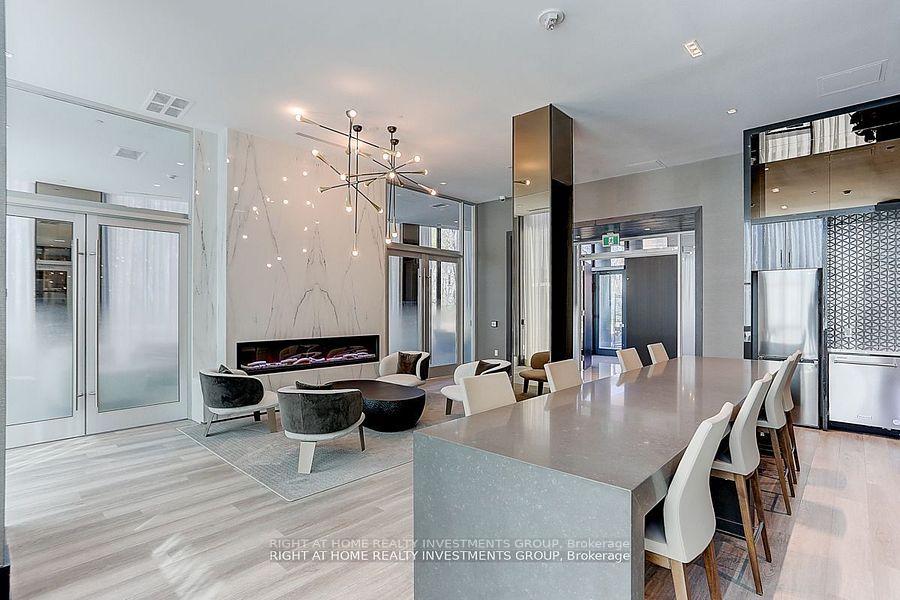 Photo 6 of Unit 418, 250 Lawrence Avenue W, Toronto, Lawrence Park North — HOMEH
