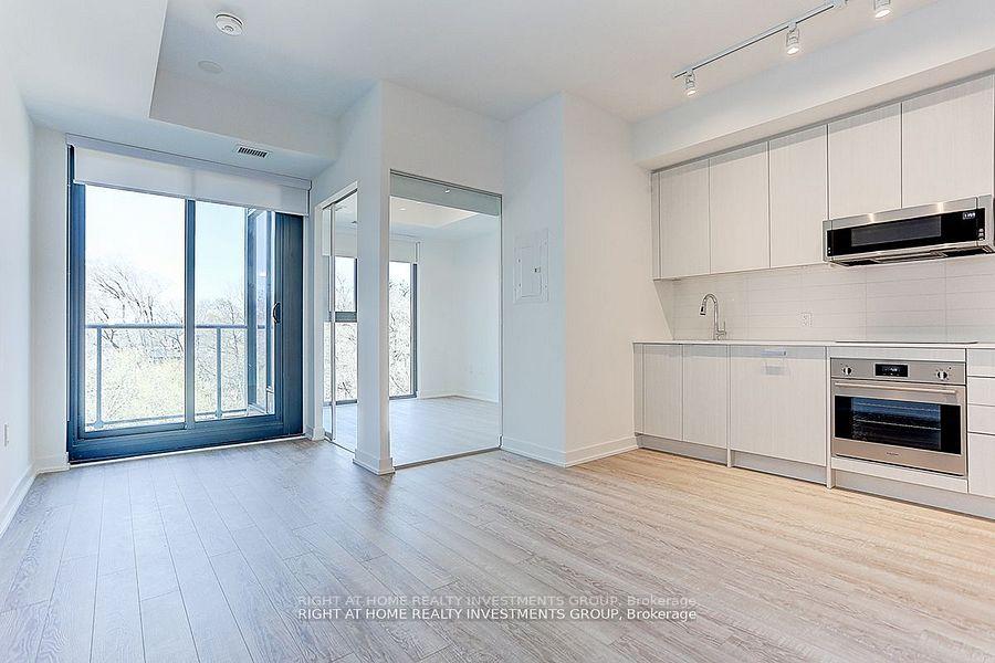 Photo 9 of Unit 418, 250 Lawrence Avenue W, Toronto, Lawrence Park North — HOMEH
