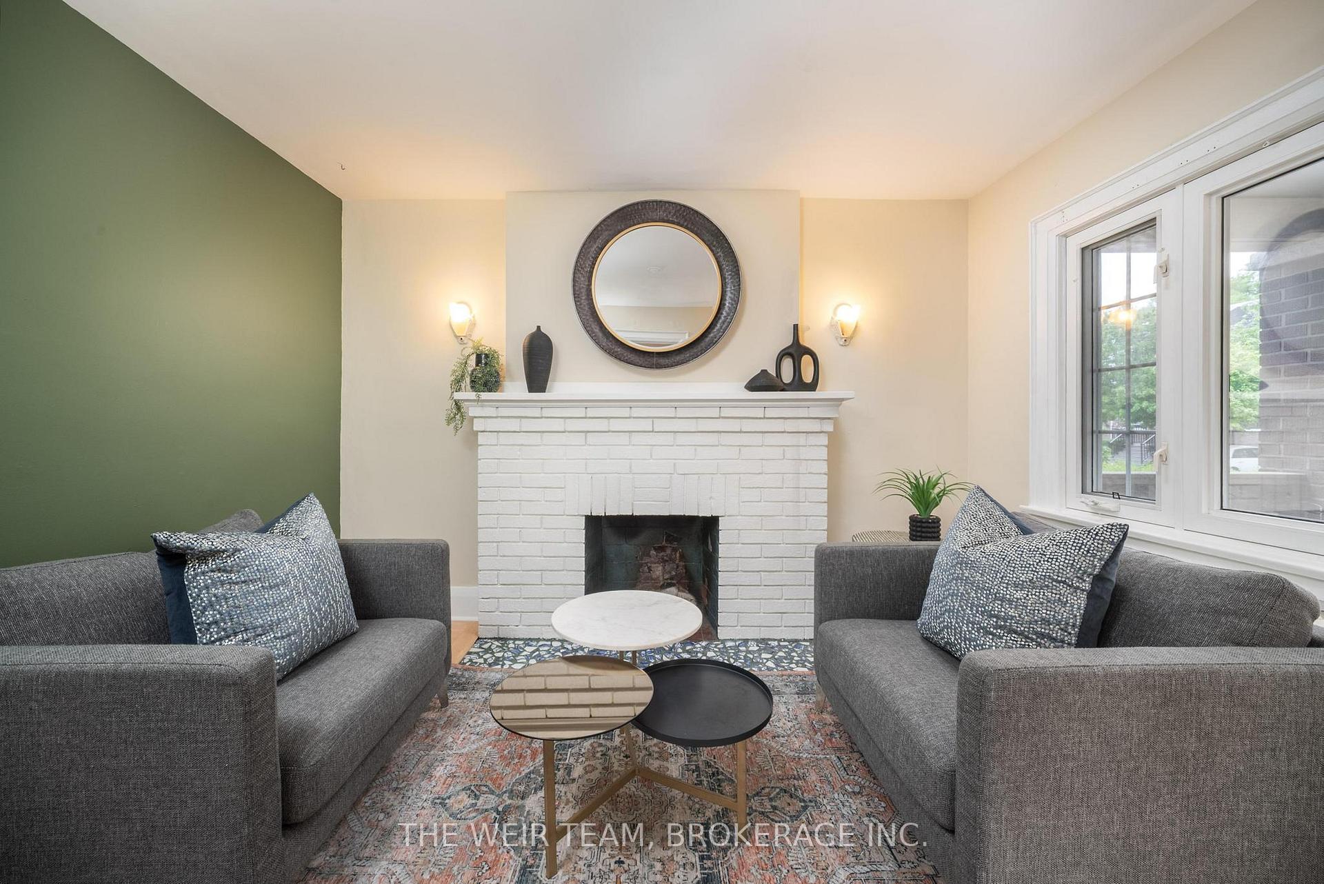 Photo 11 of 39 Ashland Avenue, Toronto, Woodbine Corridor — HOMEH