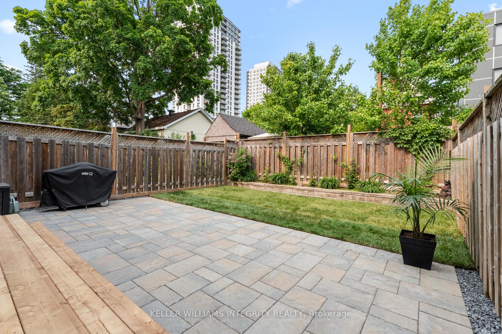 Photo 3 of 331 Athlone Avenue, Ottawa, Westboro South — HOMEH