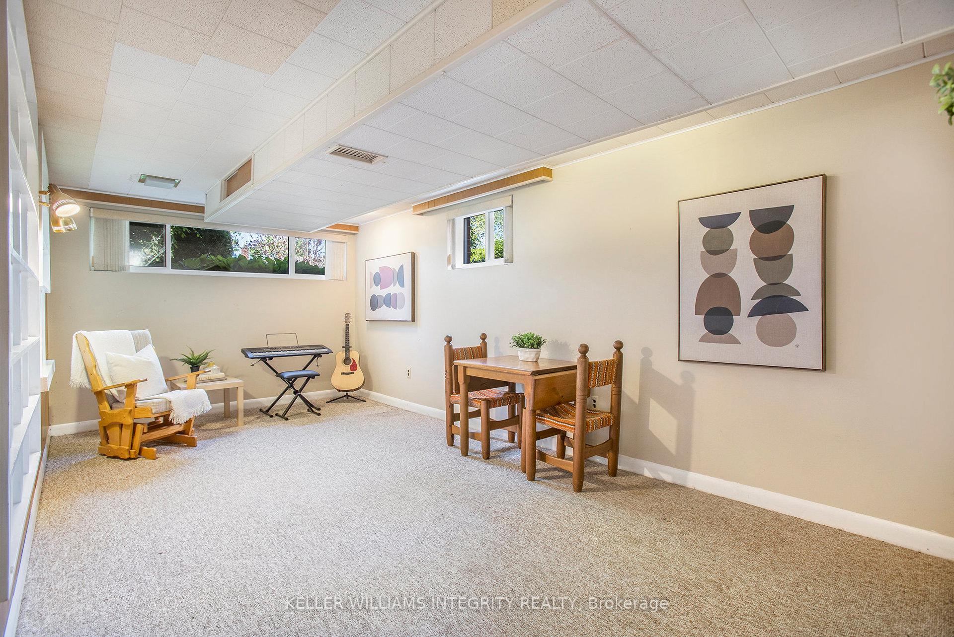 Photo 41 of 1315 Agincourt Road, Ottawa, Copeland Park — HOMEH