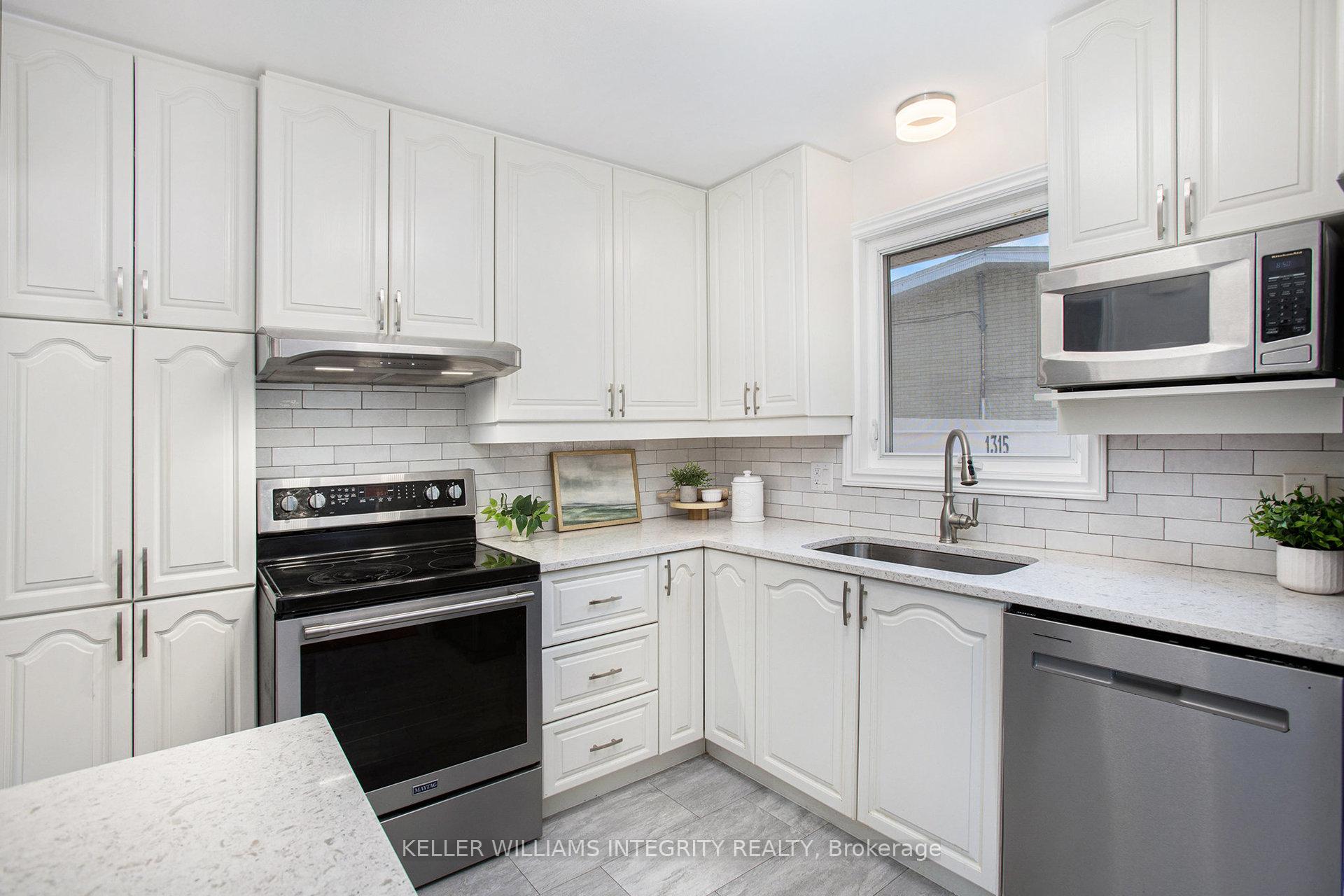 Photo 33 of 1315 Agincourt Road, Ottawa, Copeland Park — HOMEH