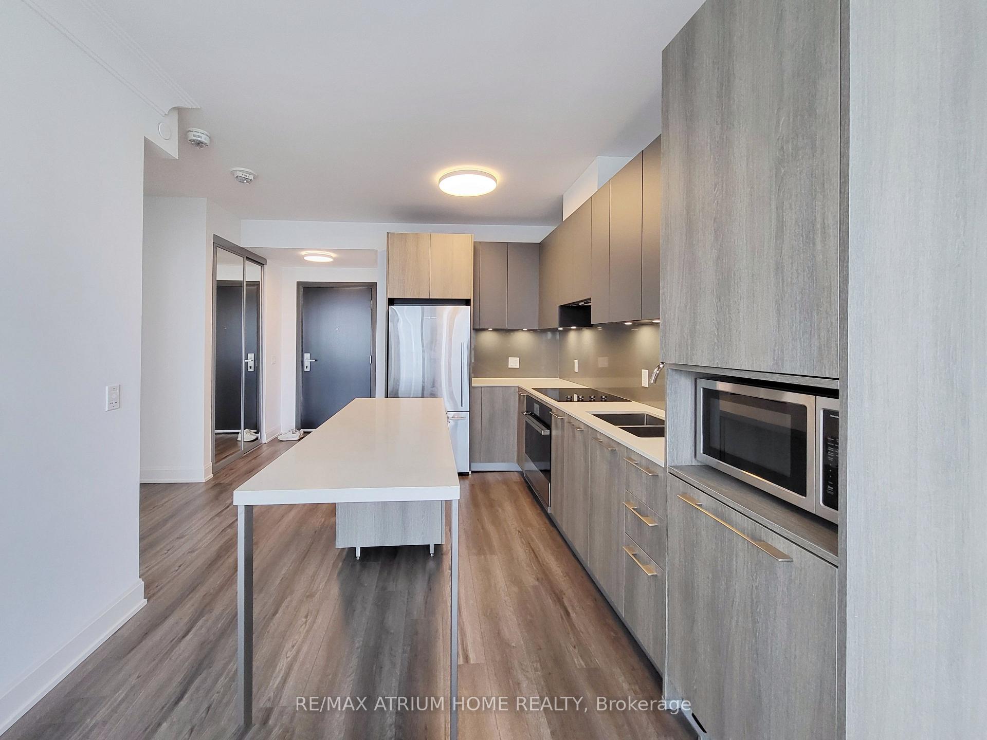 Photo 4 of Unit 1702, 38 Water Walk Drive, Markham, Unionville — HOMEH