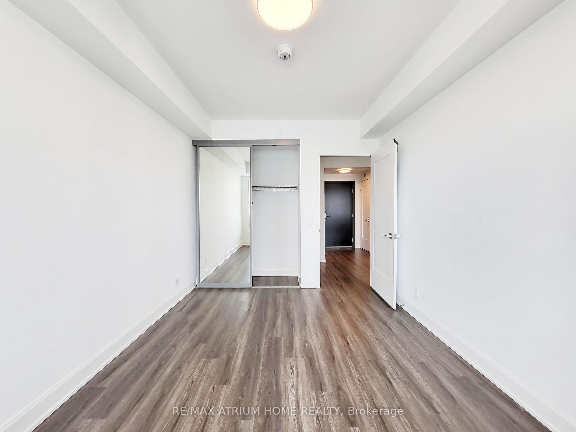 Photo 10 of Unit 1702, 38 Water Walk Drive, Markham, Unionville — HOMEH
