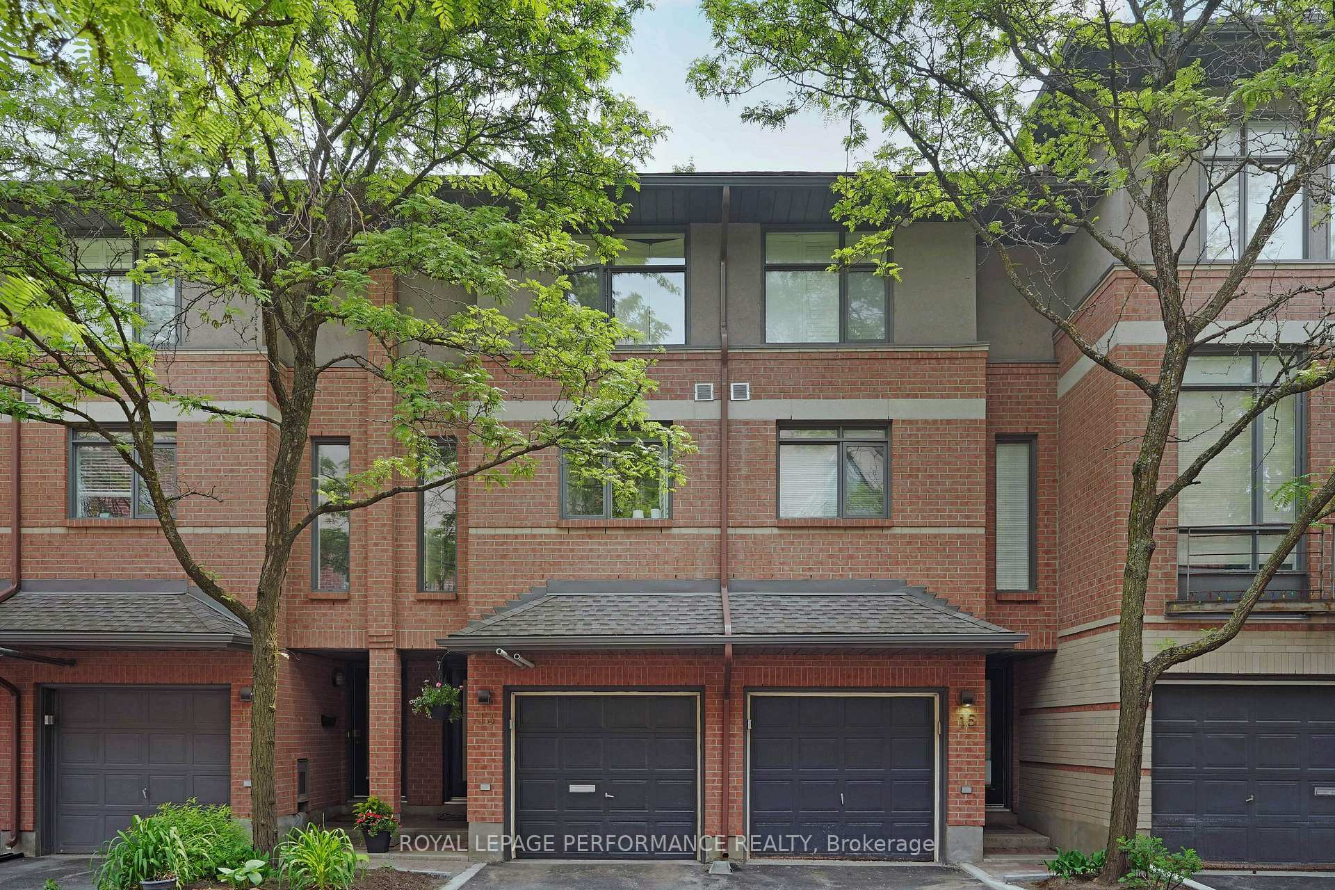 Photo 1 of Unit 13, 10 Concord Street, Ottawa, Ottawa East — HOMEH