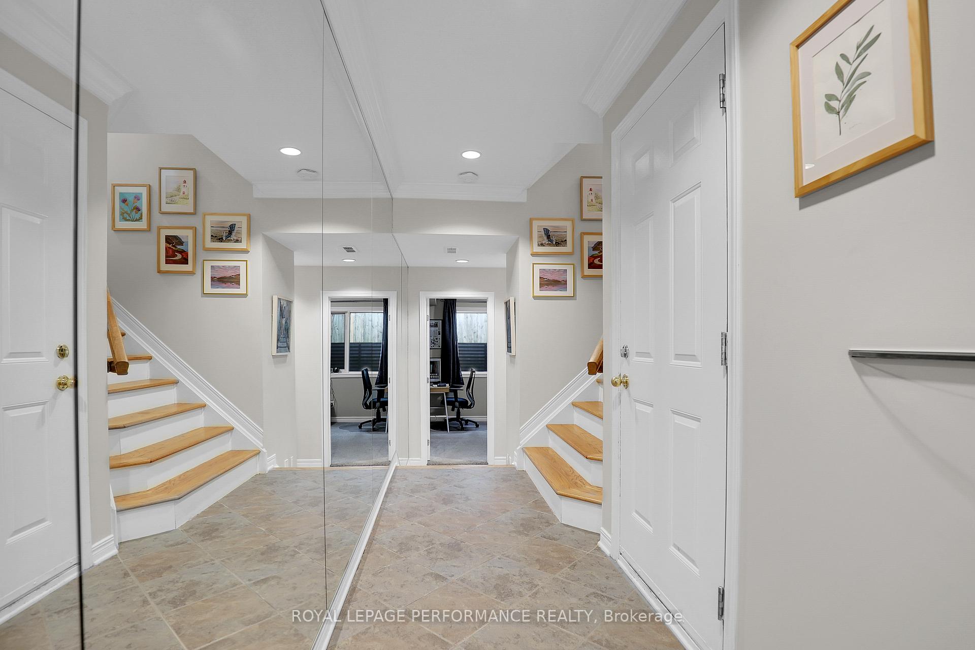 Photo 4 of Unit 13, 10 Concord Street, Ottawa, Ottawa East — HOMEH