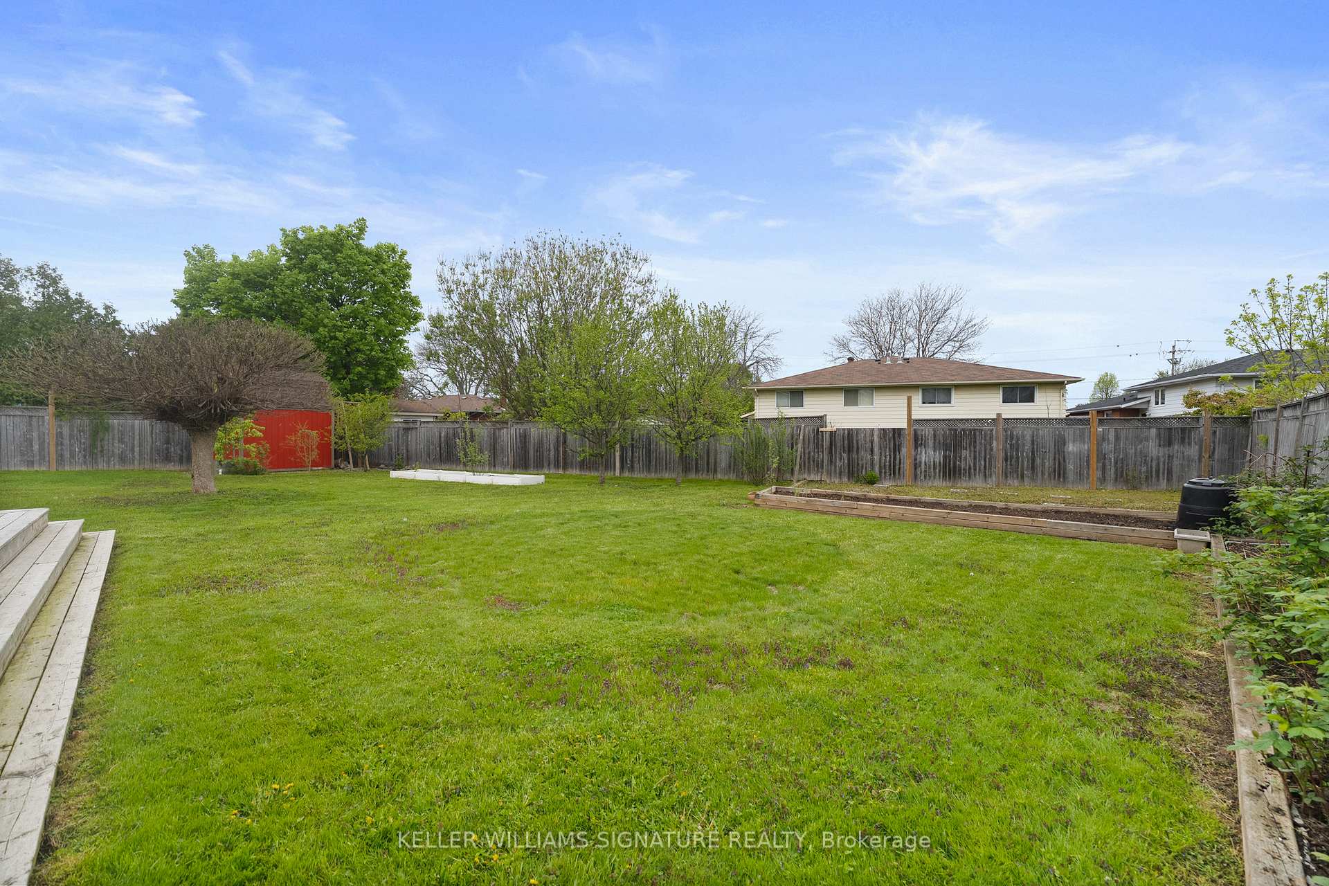 Photo 39 of 19 Kennedy Avenue, St. Catharines, Vine/Linwell — HOMEH