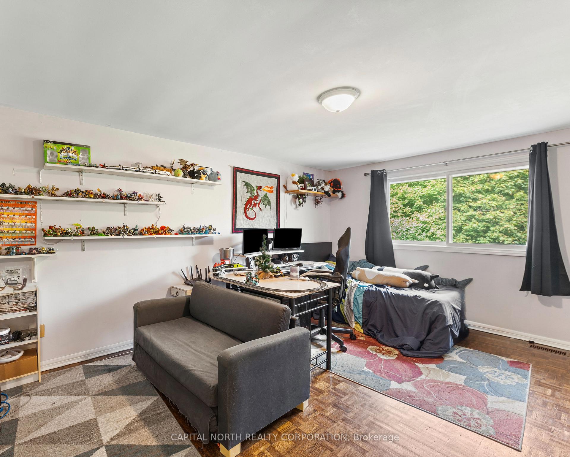 Photo 12 of 68 Keats Crescent, Guelph, Kortright West — HOMEH