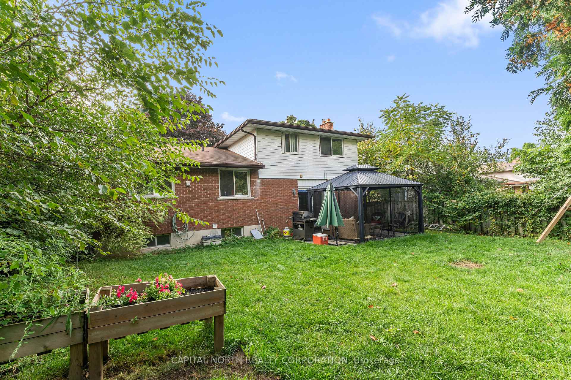 Photo 18 of 68 Keats Crescent, Guelph, Kortright West — HOMEH