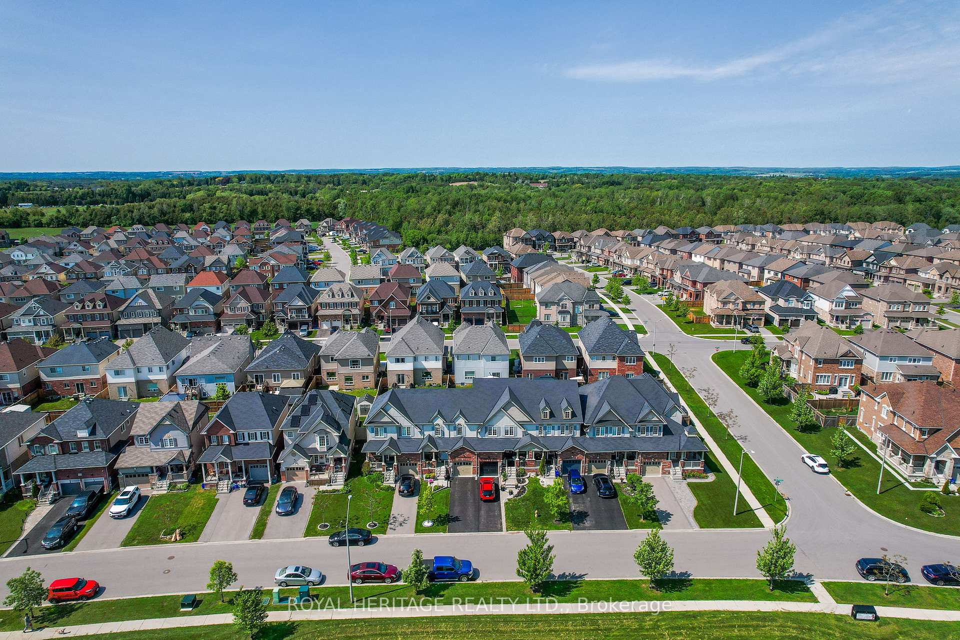 Photo 3 of 56 Fred Jackman Avenue, Clarington, Bowmanville — HOMEH