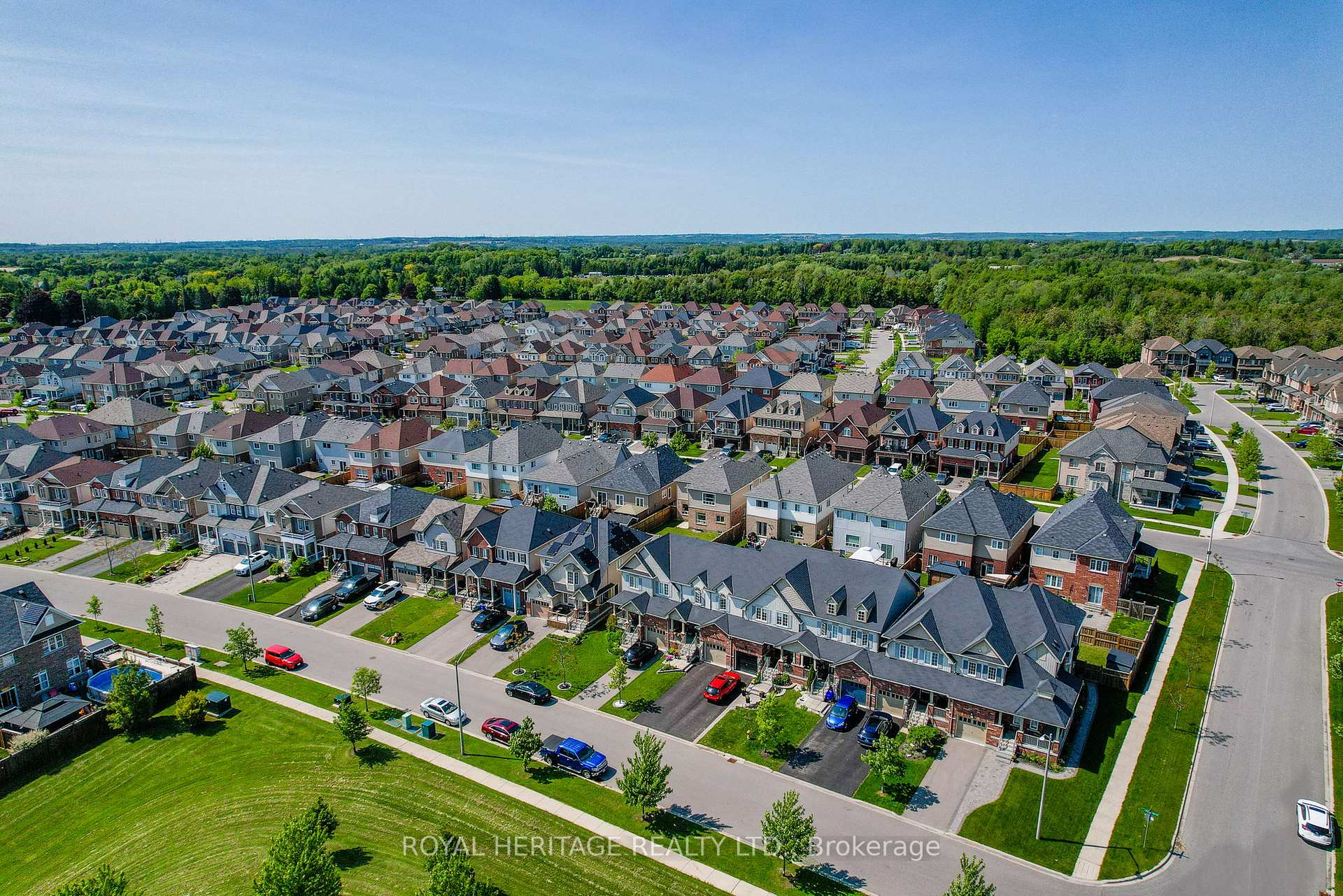 Photo 6 of 56 Fred Jackman Avenue, Clarington, Bowmanville — HOMEH