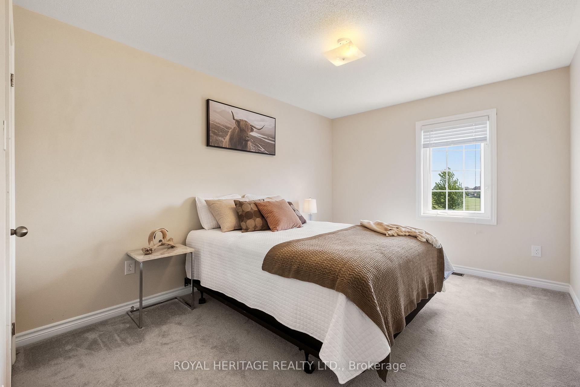 Photo 24 of 56 Fred Jackman Avenue, Clarington, Bowmanville — HOMEH