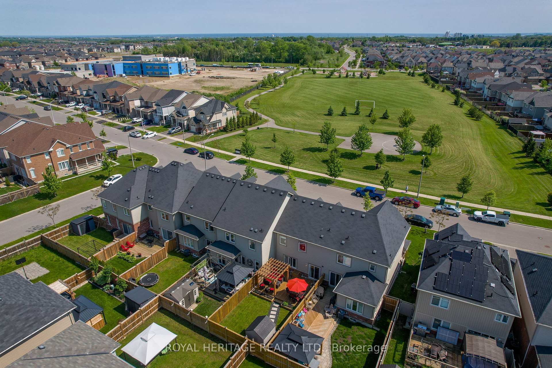 Photo 36 of 56 Fred Jackman Avenue, Clarington, Bowmanville — HOMEH